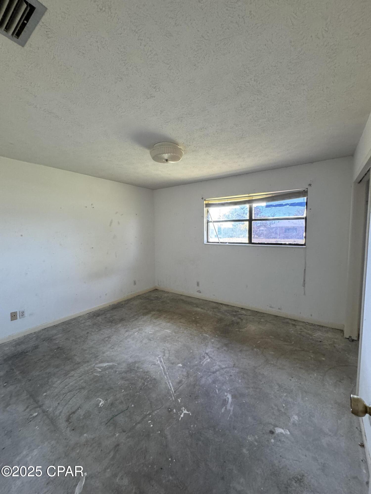 Image 19 For 111 Berthe Avenue