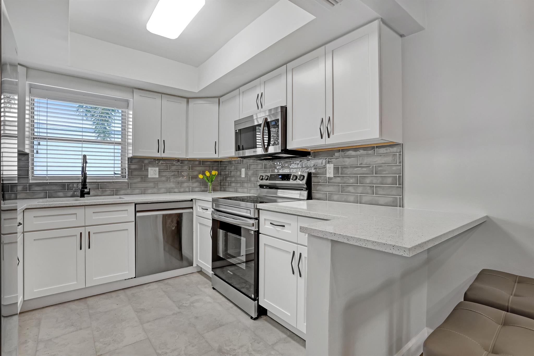 Cresthaven Villas 14 Cond