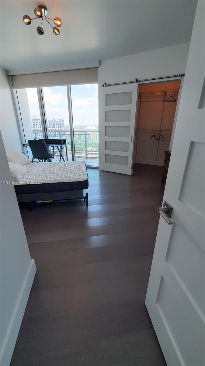 350 S Miami Ave #3713, Miami FL 33130