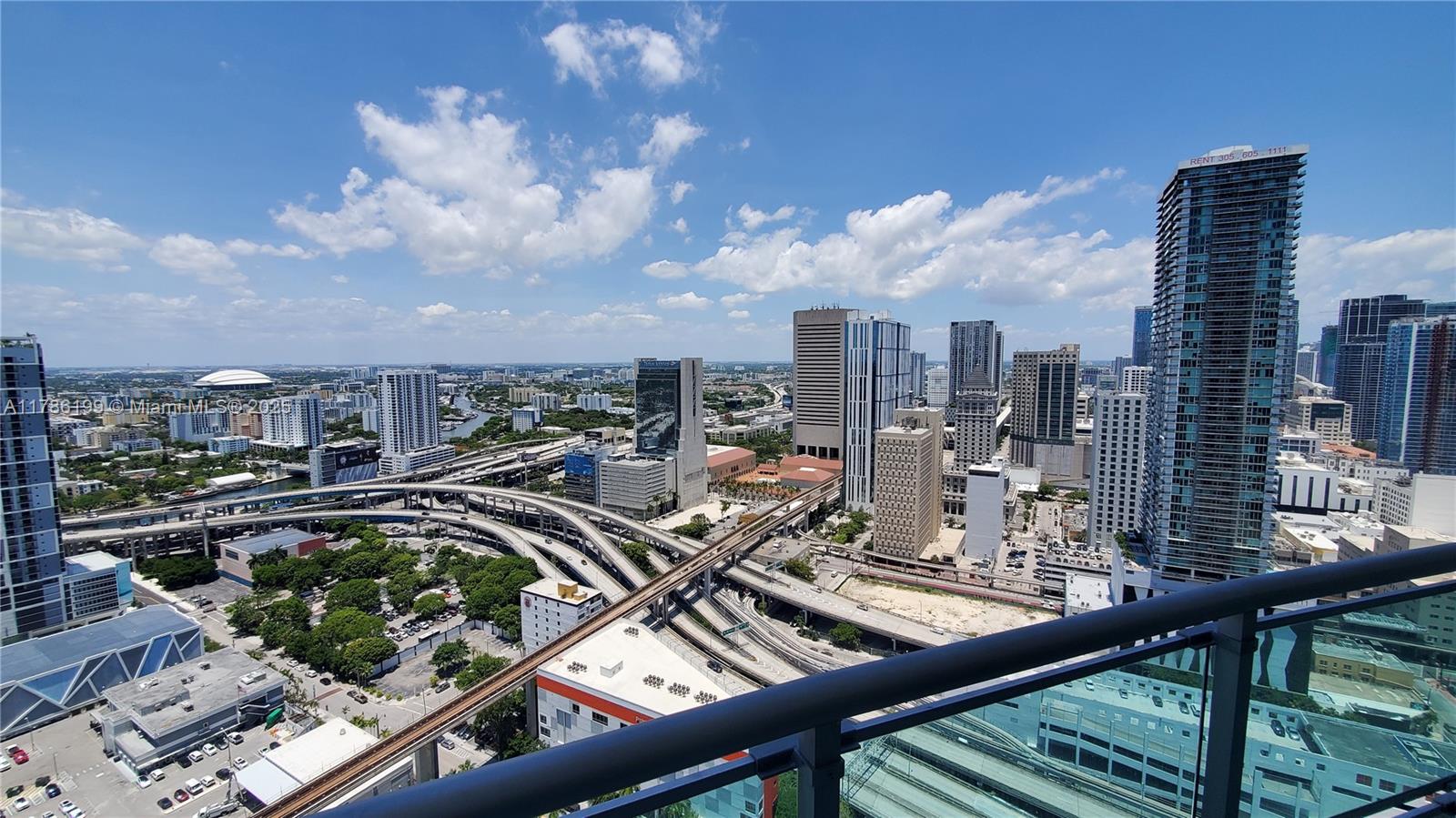 350 S Miami Ave #3713, Miami FL 33130