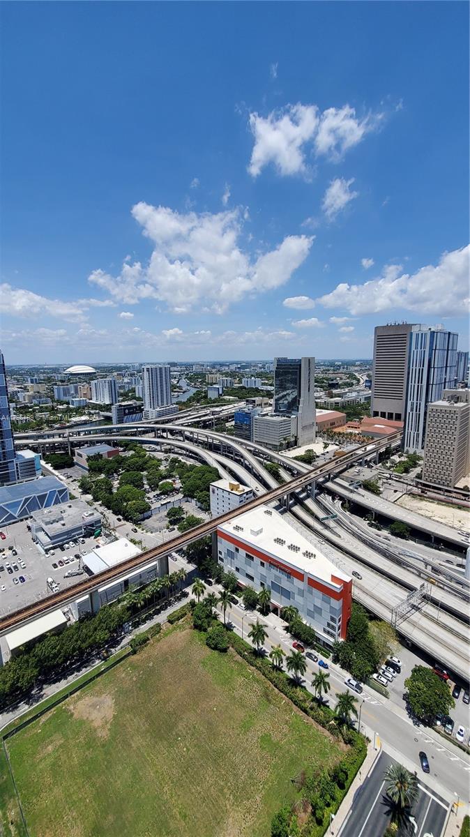 350 S Miami Ave #3713, Miami FL 33130