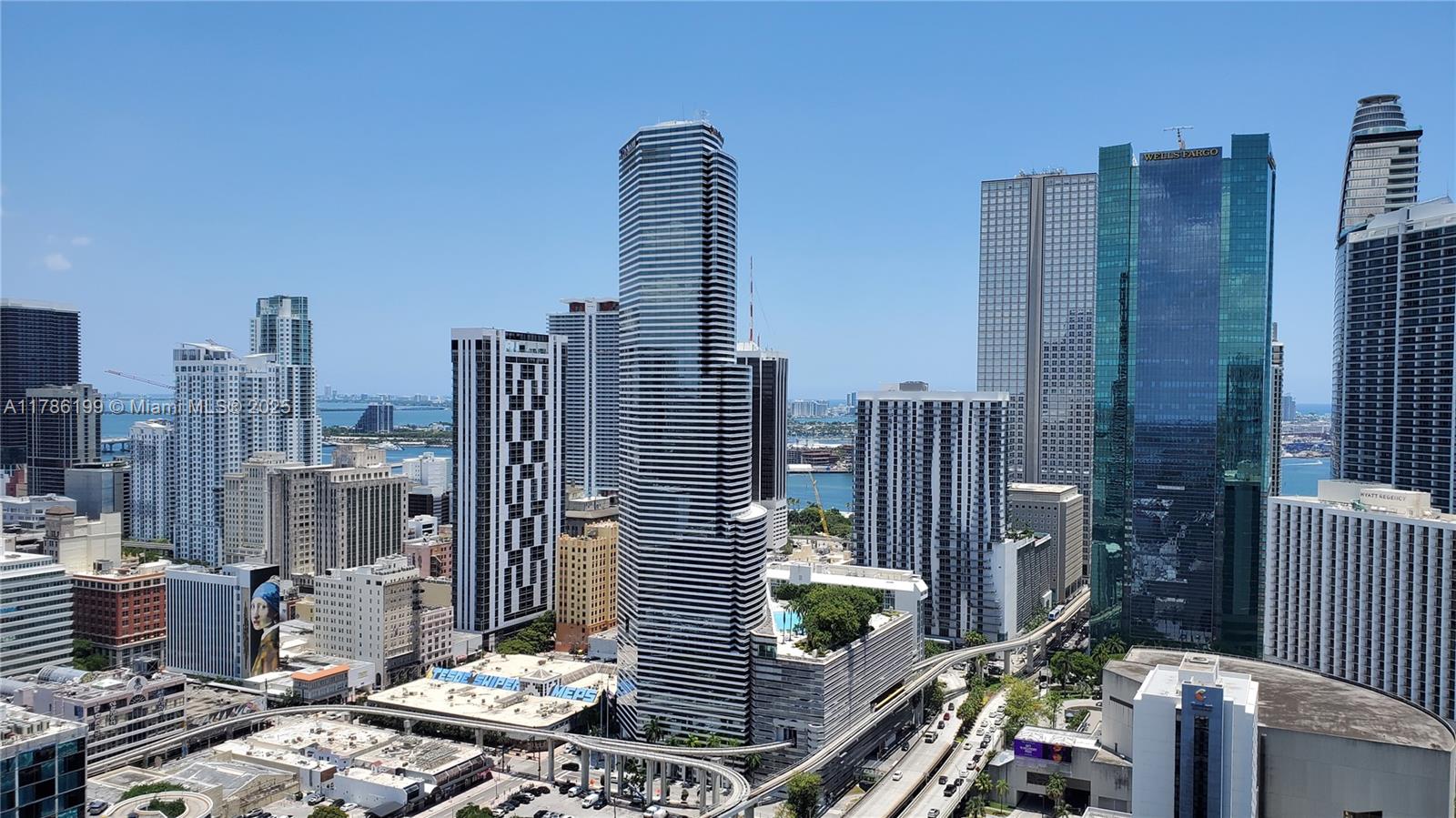 350 S Miami Ave #3713, Miami FL 33130