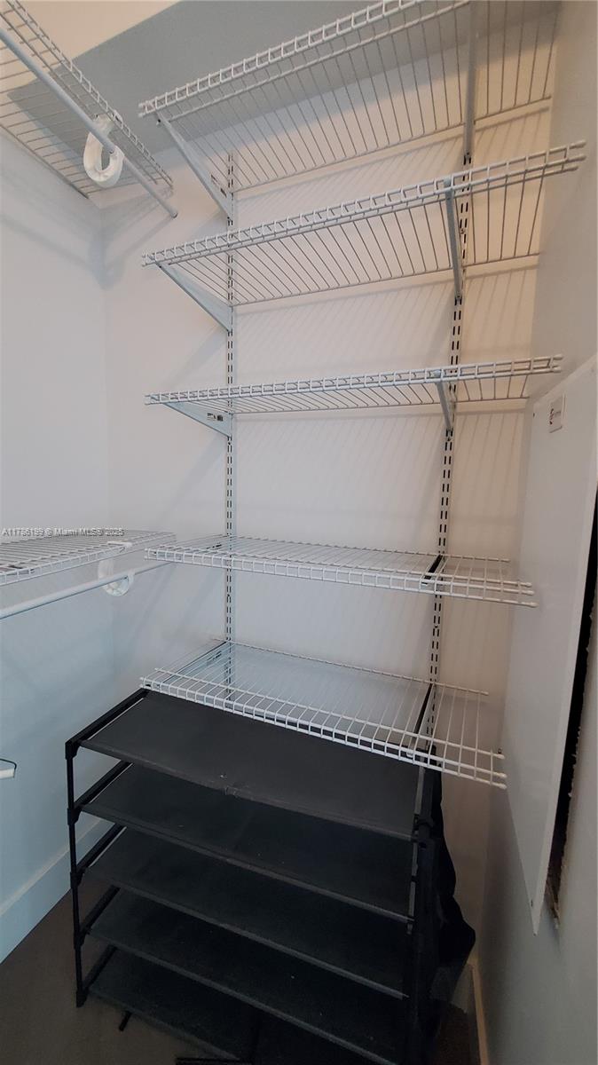 350 S Miami Ave #3713, Miami FL 33130