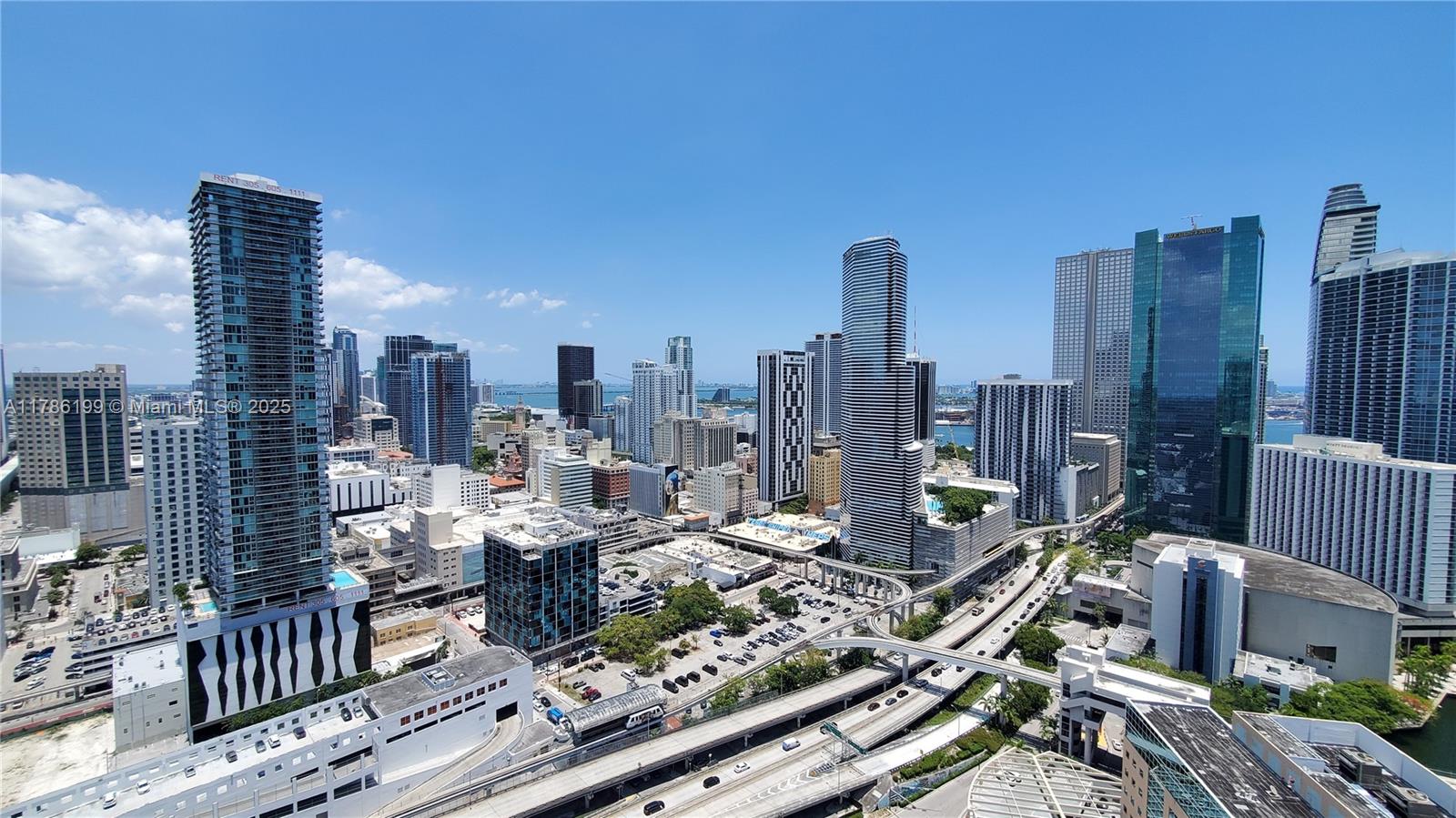 350 S Miami Ave #3713, Miami FL 33130