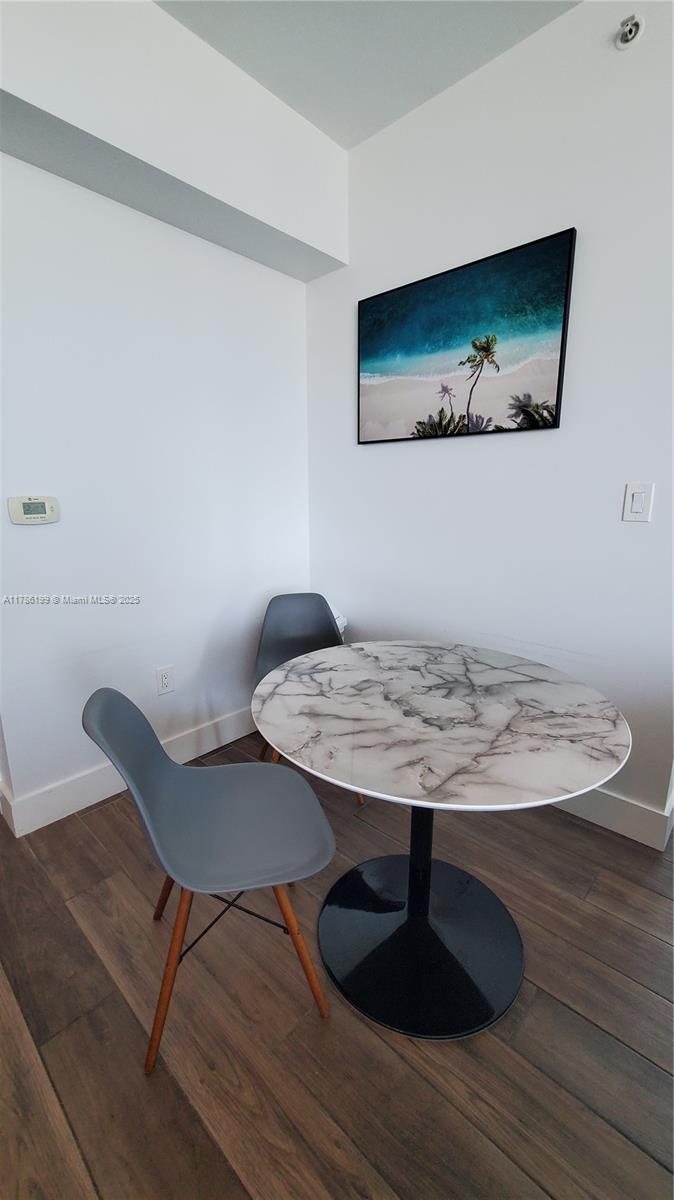 350 S Miami Ave #3713, Miami FL 33130