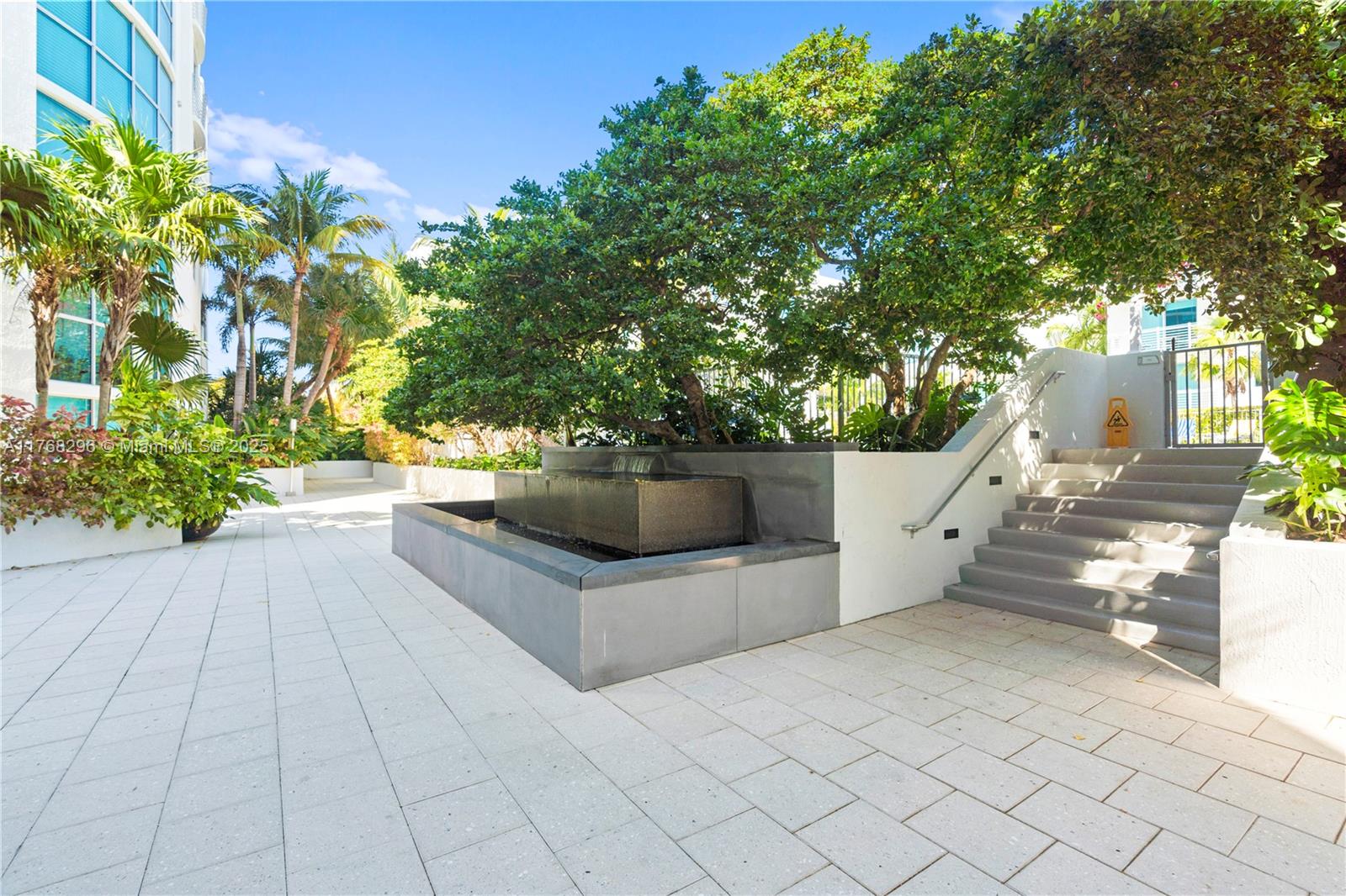 110 Washington Ave 2307