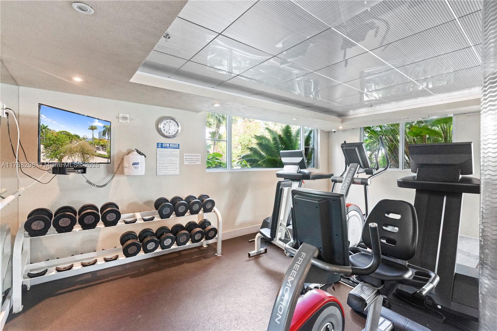 110 Washington Ave 2307