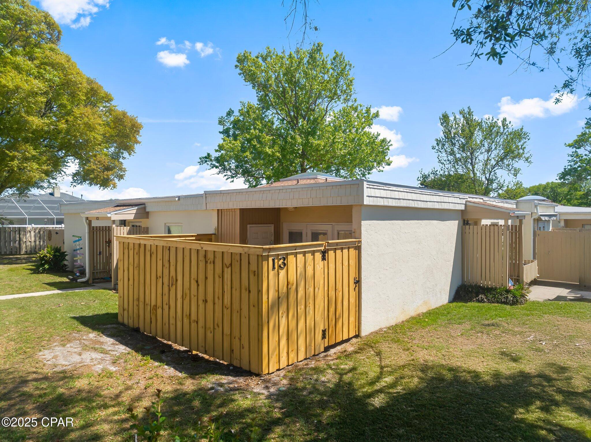Image 17 For 17462 Front Beach Road 13c4