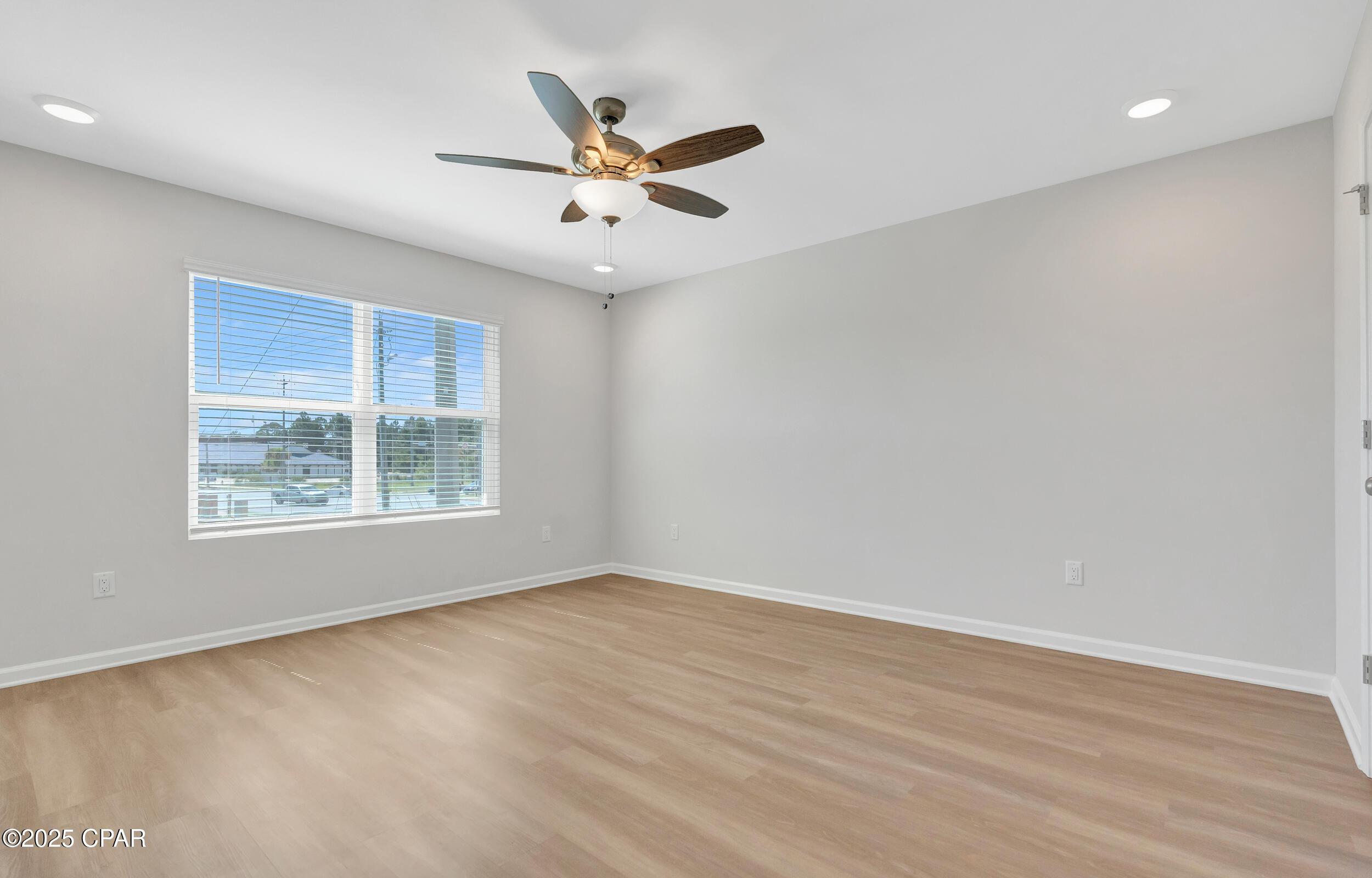 Image 20 For 7674 Solana Lane 51