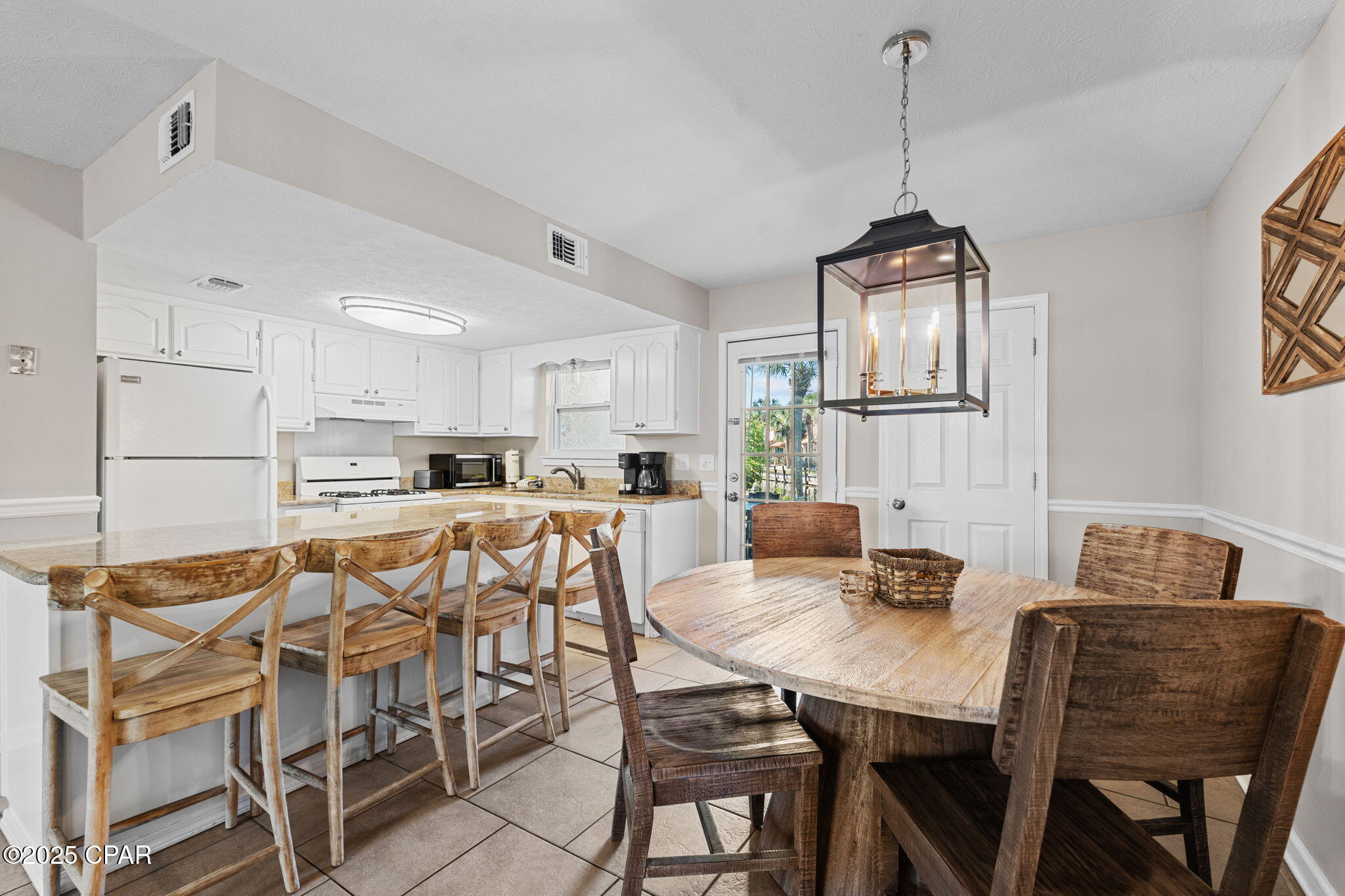Image 10 For 206 White Sandy Drive