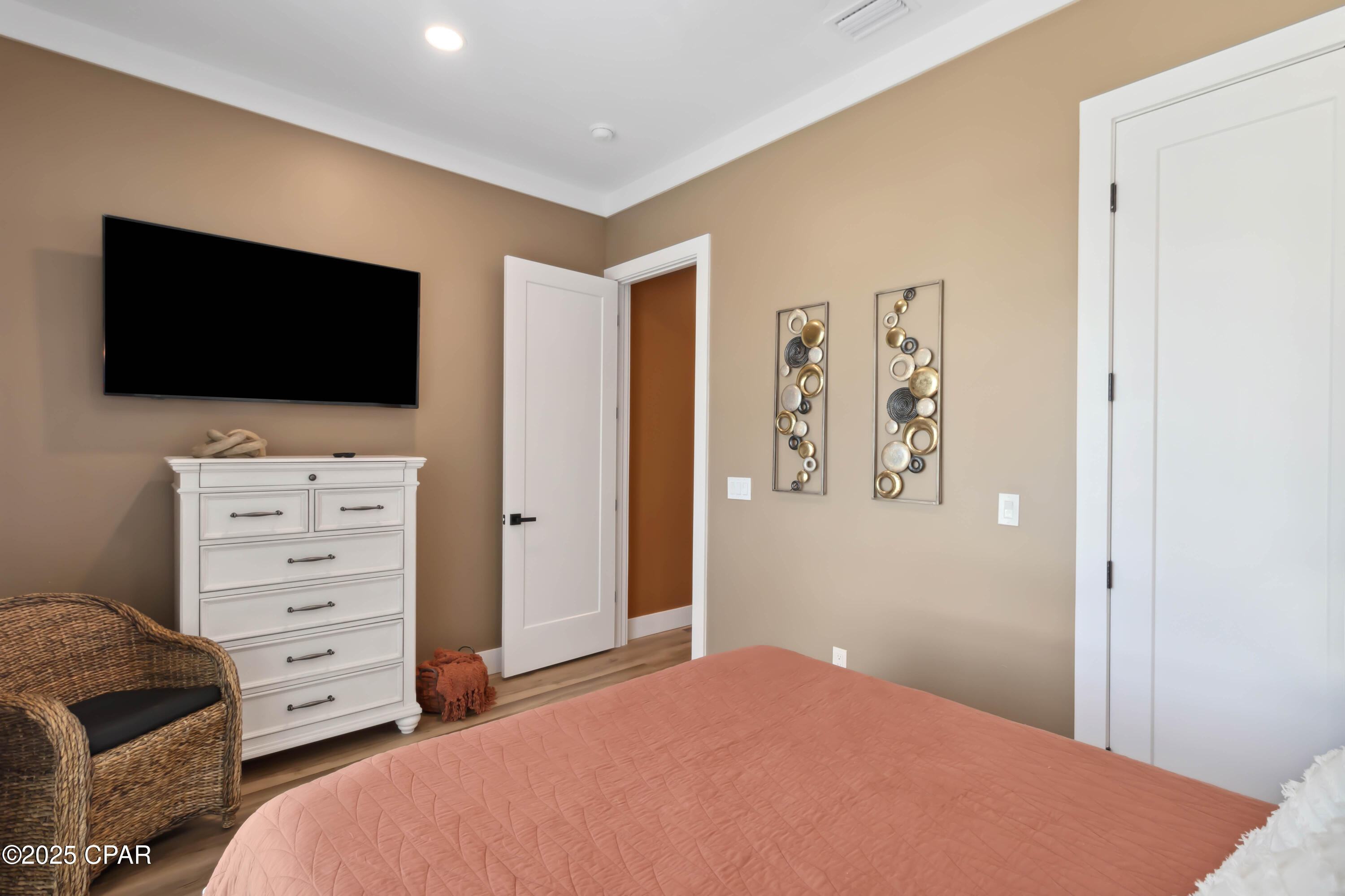 Image 22 For 117 37th Street C