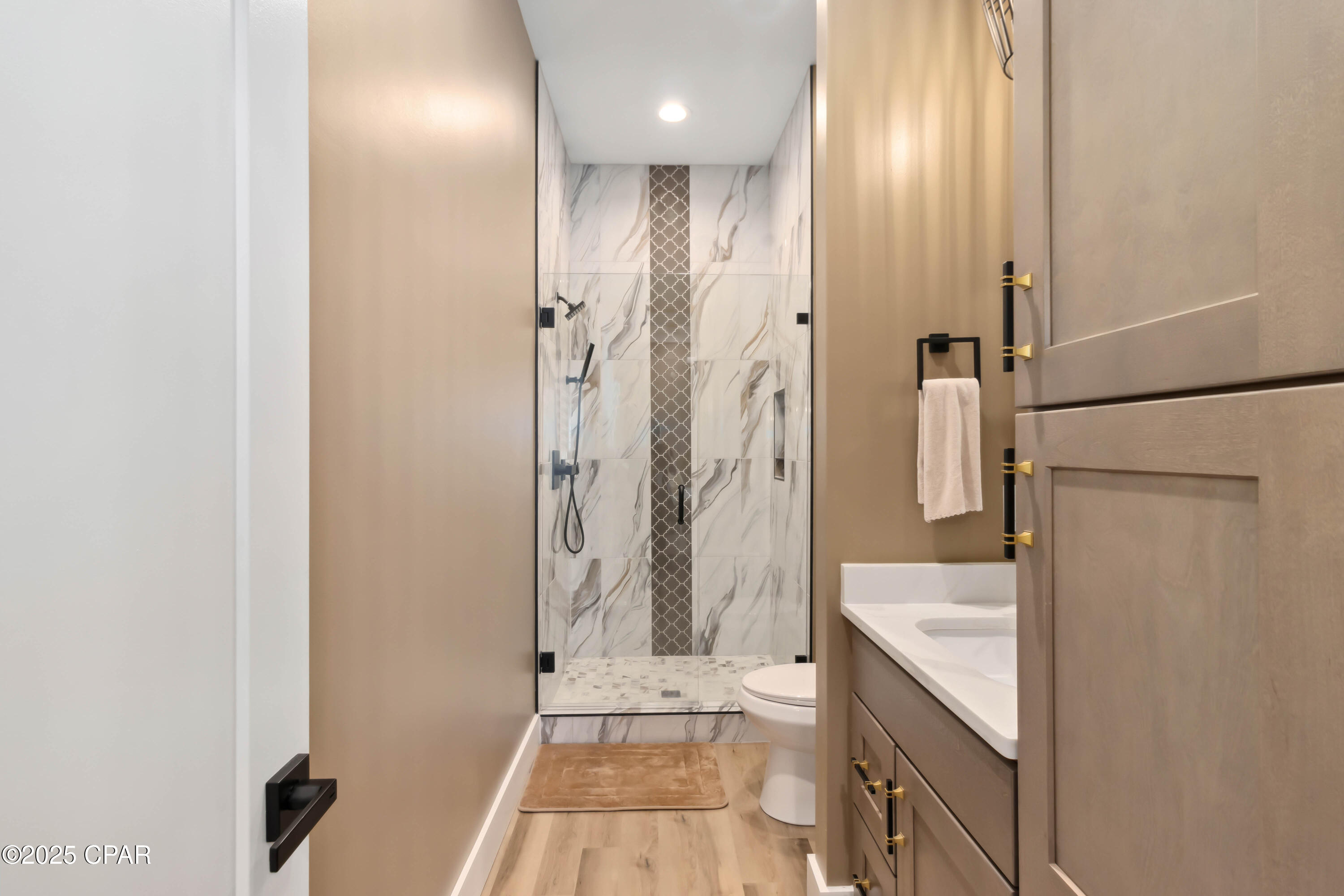 Image 40 For 117 37th Street C