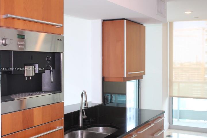 1331 Brickell Bay Dr #2108, Miami FL 33131