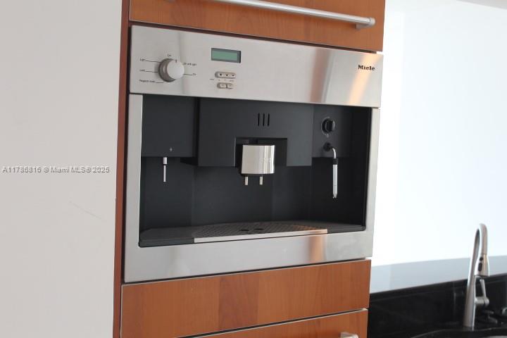 1331 Brickell Bay Dr #2108, Miami FL 33131