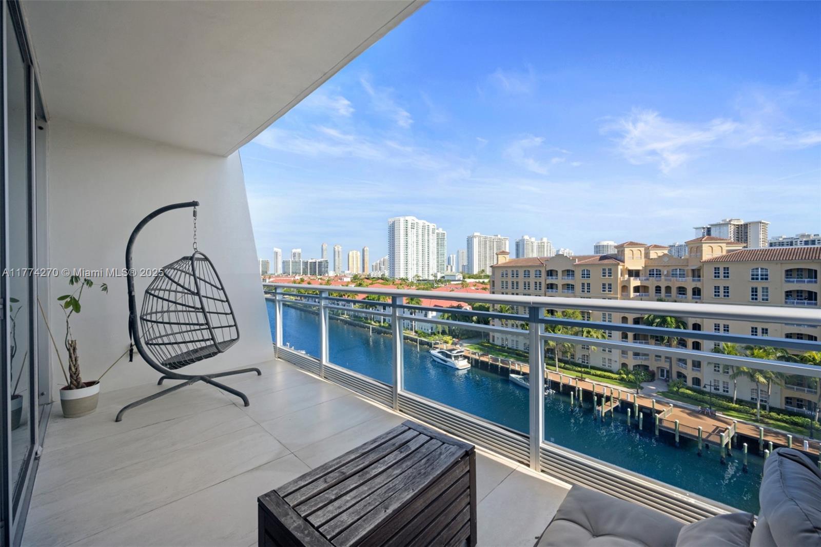 2950 NE 188th St #525, Aventura FL 33180
