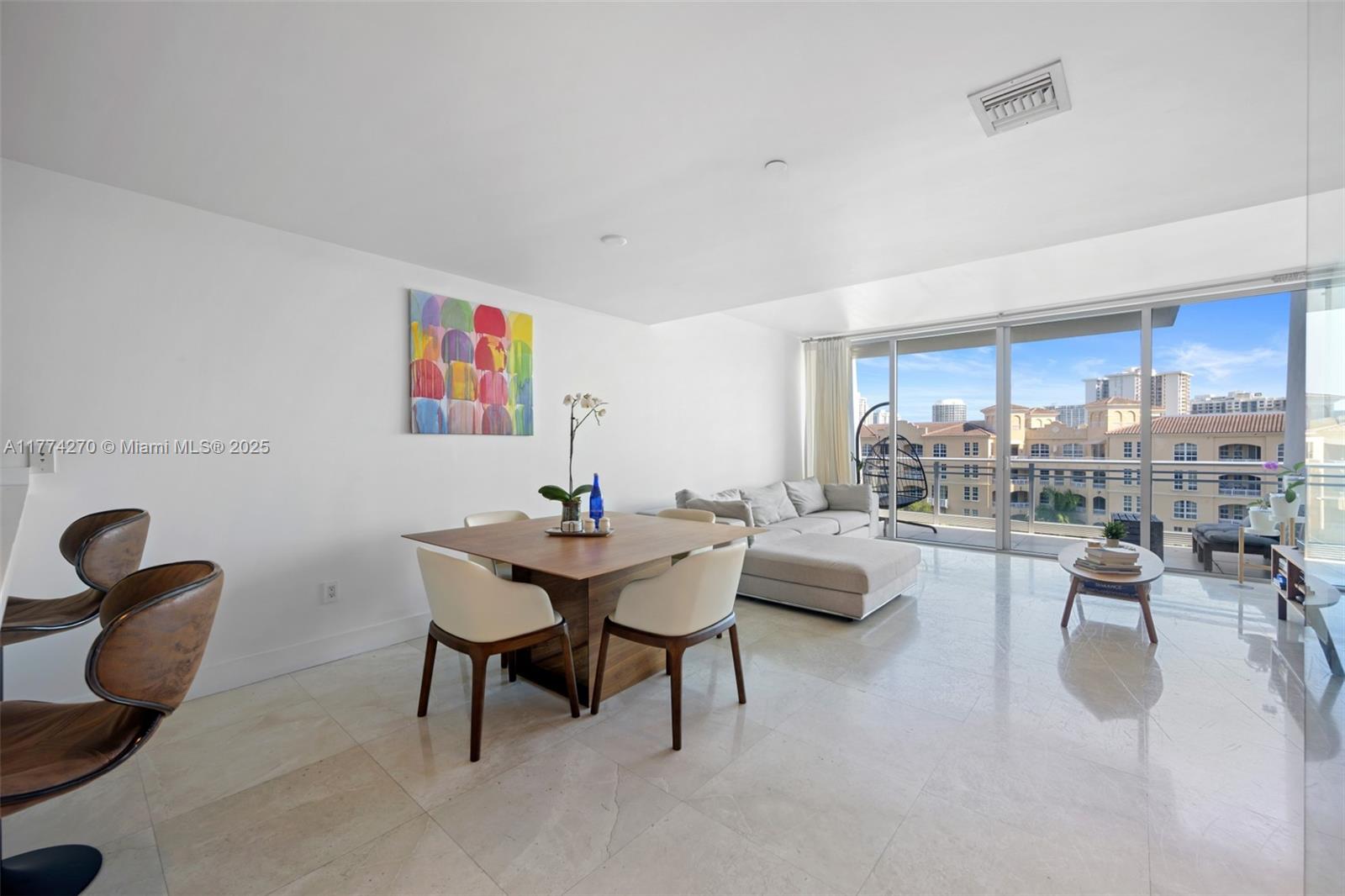 2950 NE 188th St #525, Aventura FL 33180