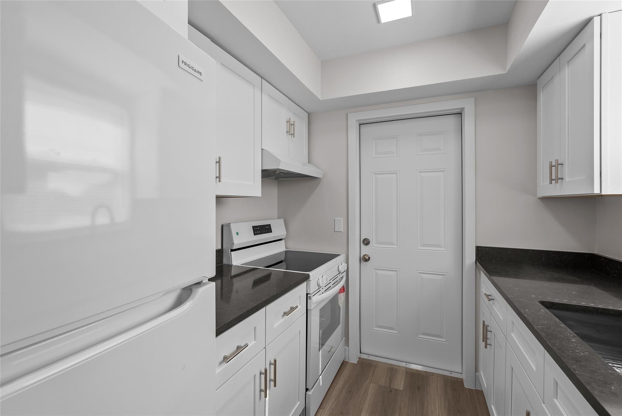 1150 E Sample Rd 202
