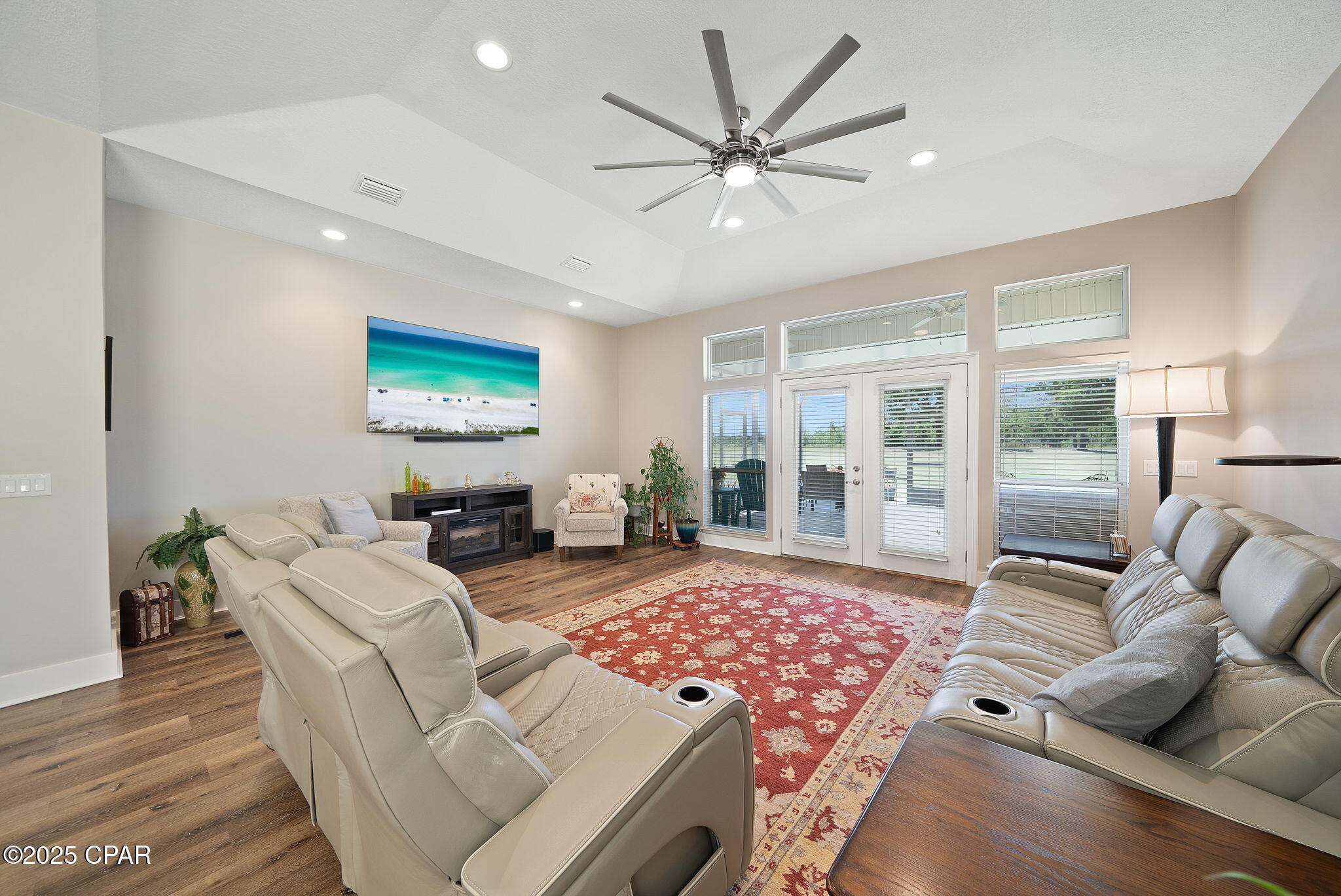 2517 Country Club Drive, Lynn Haven, Florida image 2