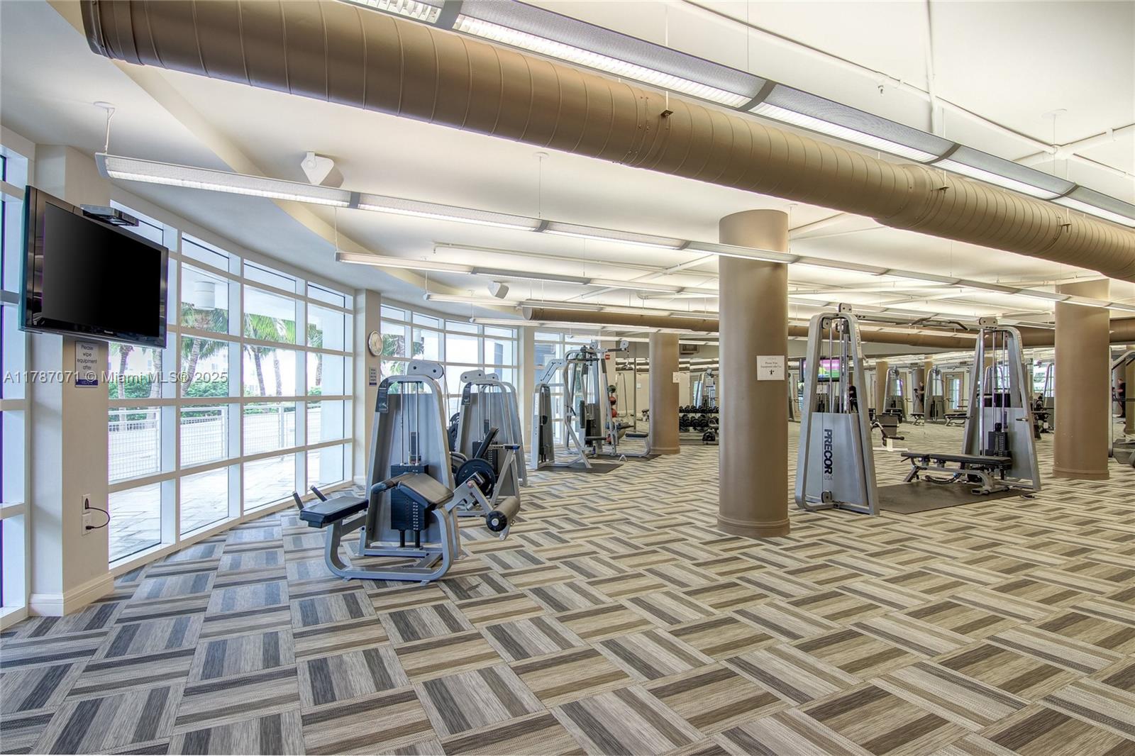 244 Biscayne Blvd #3007, Miami FL 33132