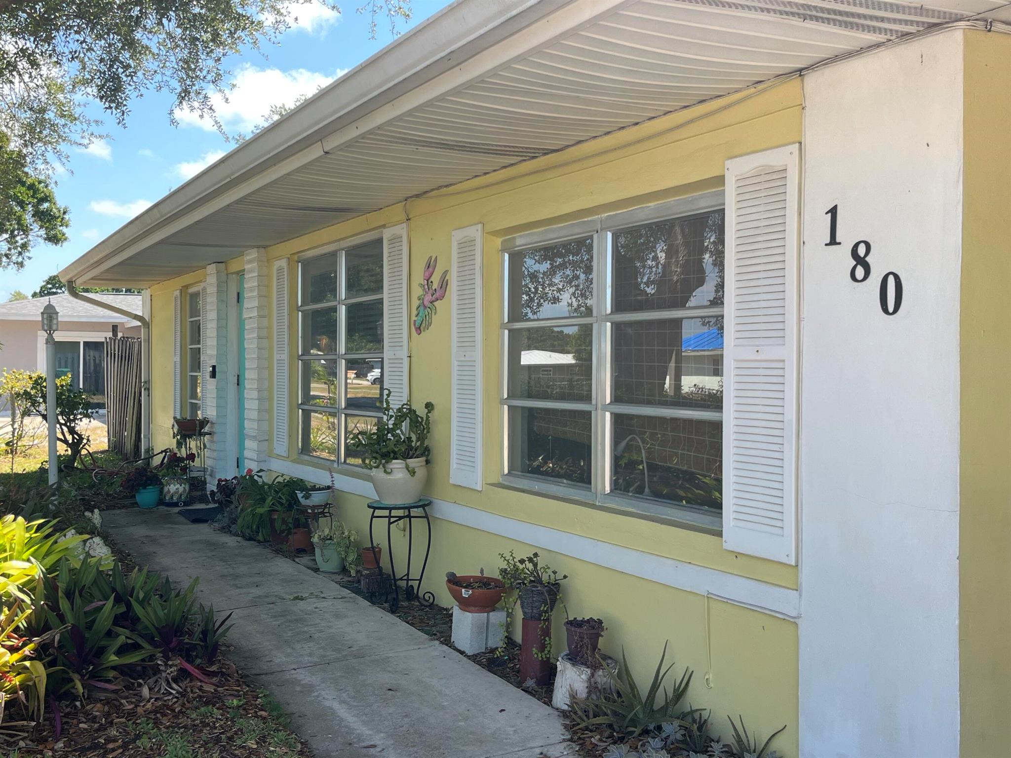 Homes for sale in Port St. Lucie, FL | 180 Ne Lobster Road, Port St. Lucie, FL 34986 | MLS# R11083112