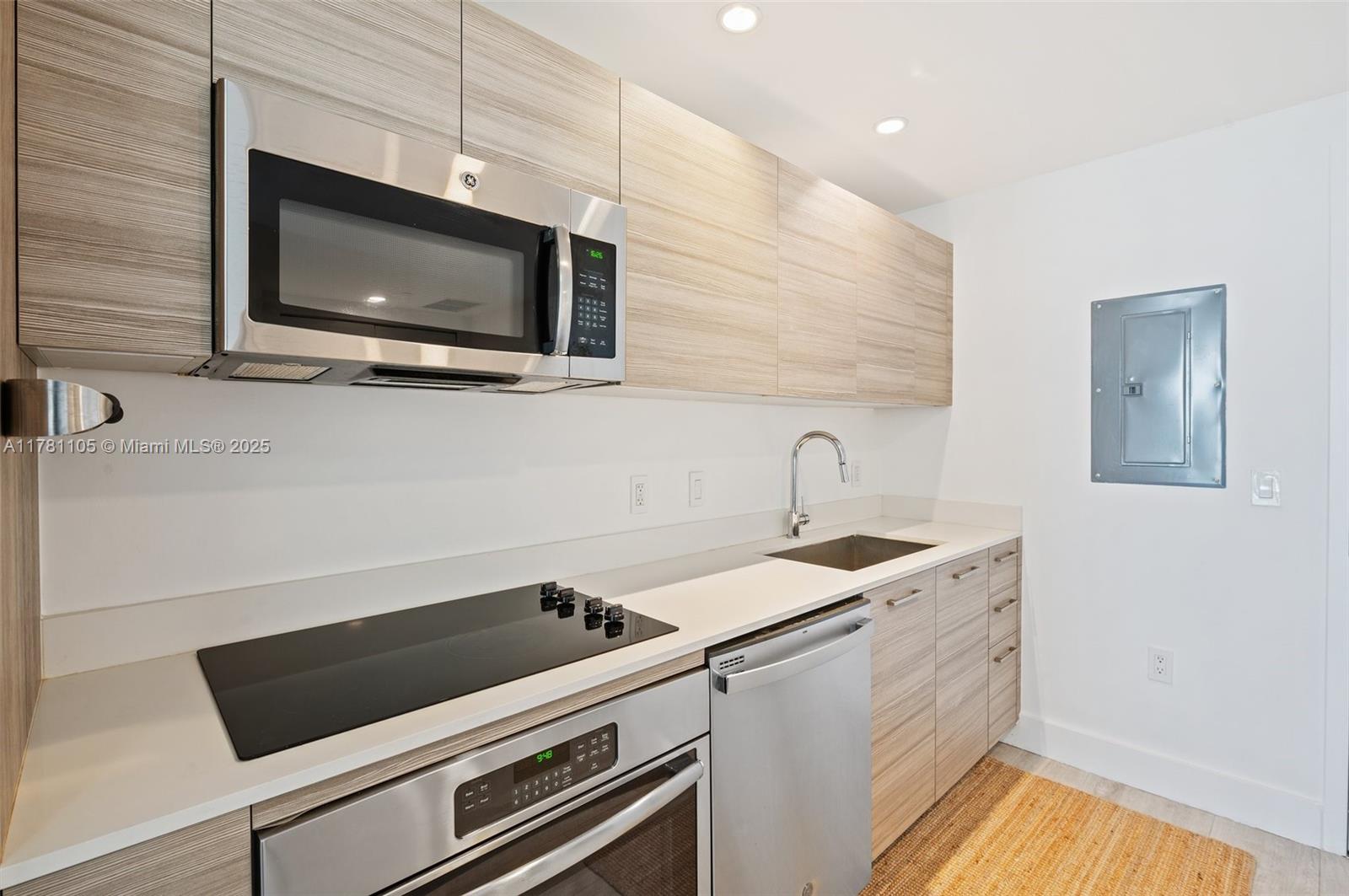 121 NE 34th St #2314, Miami FL 33137