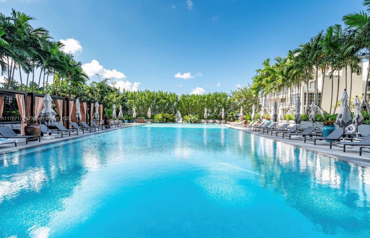 121 NE 34th St #1516, Miami FL 33137