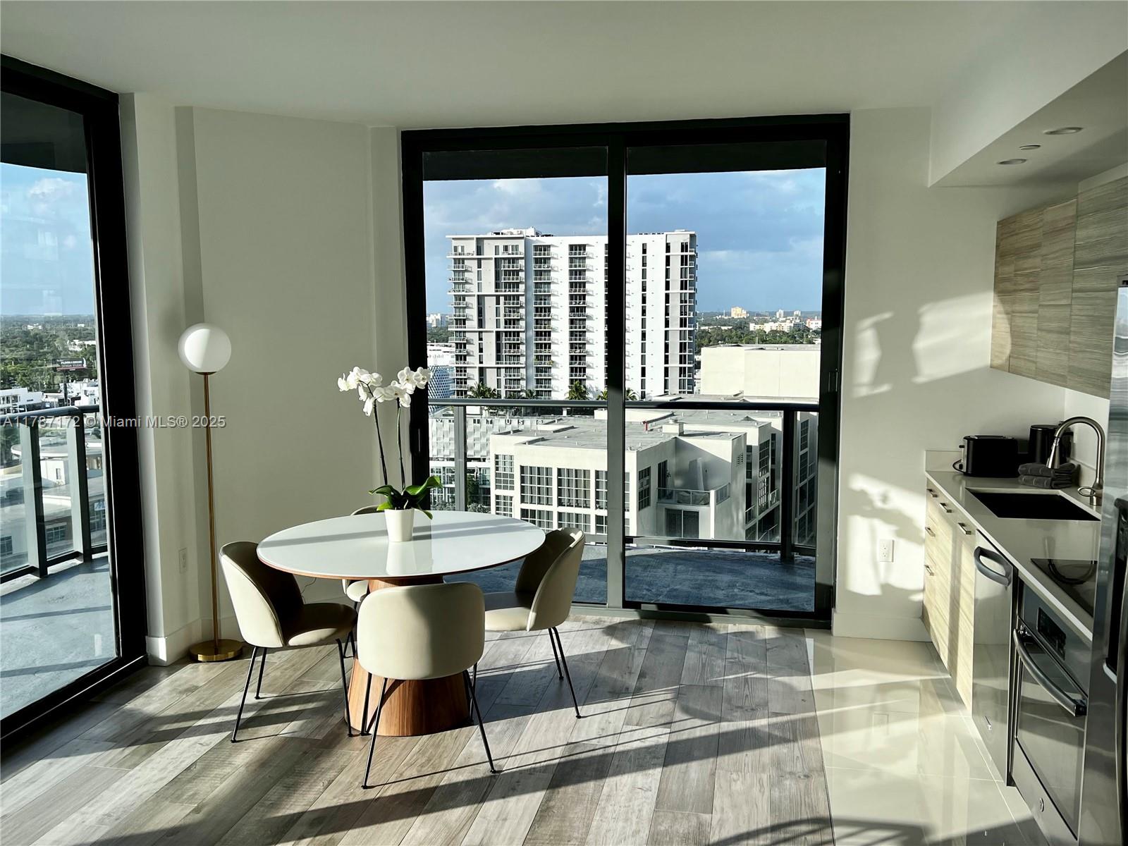 121 NE 34th St #1516, Miami FL 33137