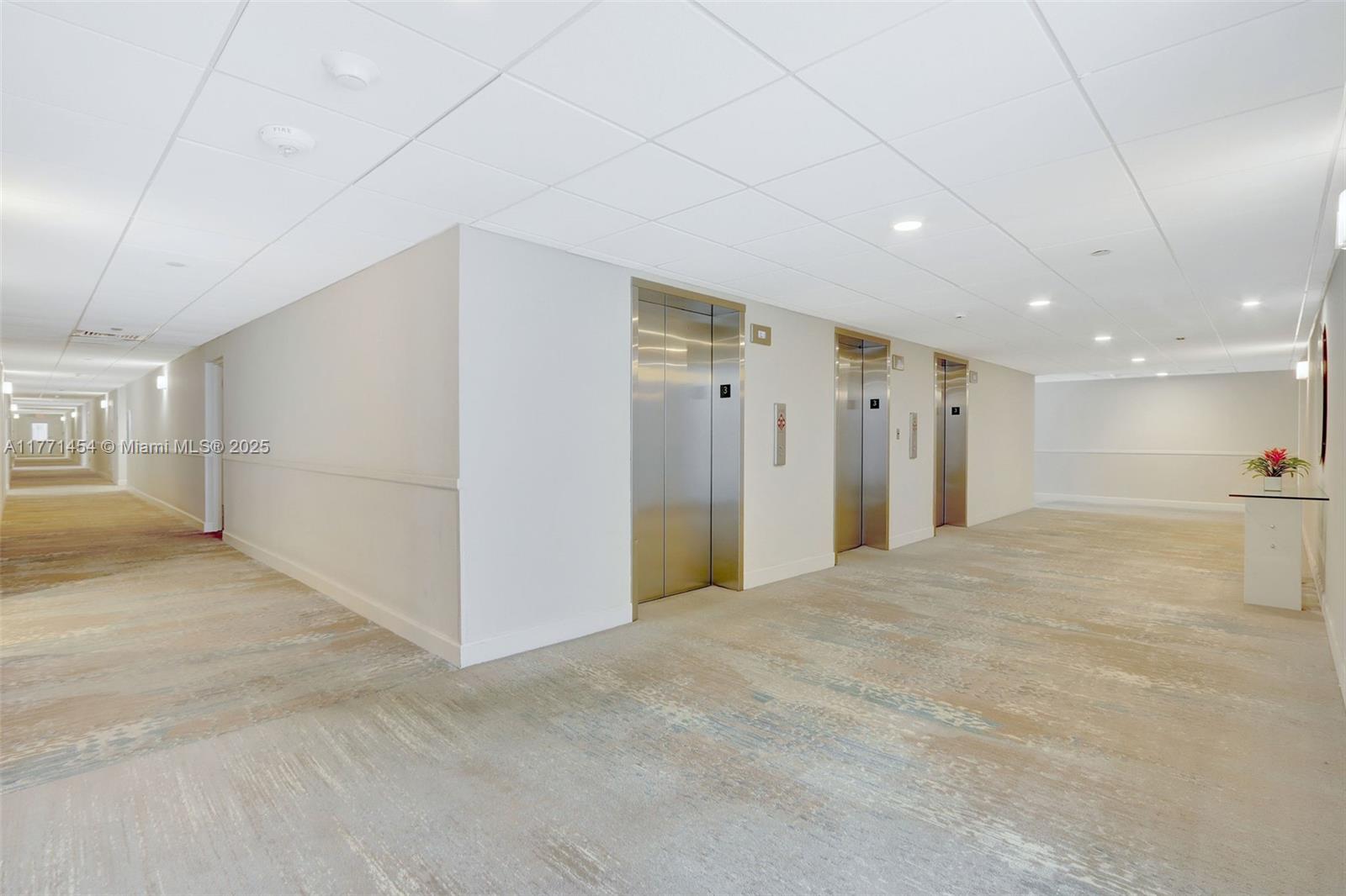 155 Ocean Lane Dr #310, Key Biscayne FL 33149