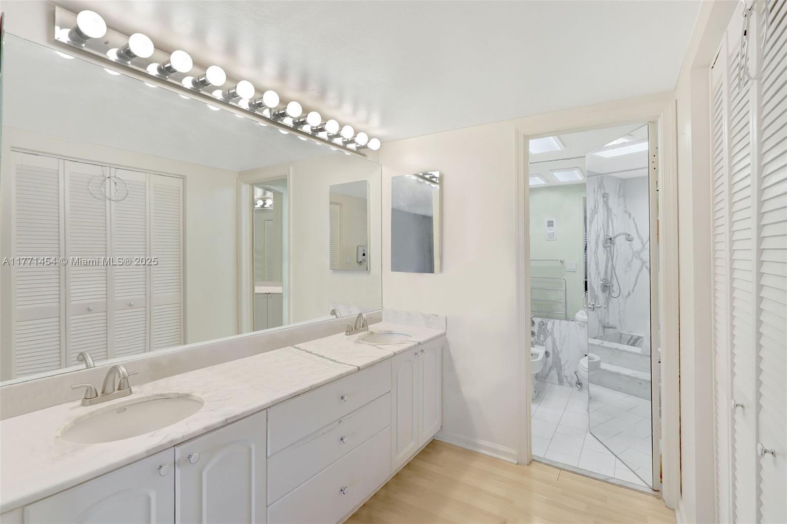 155 Ocean Lane Dr #310, Key Biscayne FL 33149