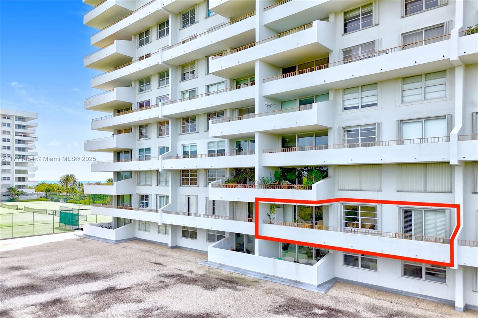 155 Ocean Lane Dr #310, Key Biscayne FL 33149