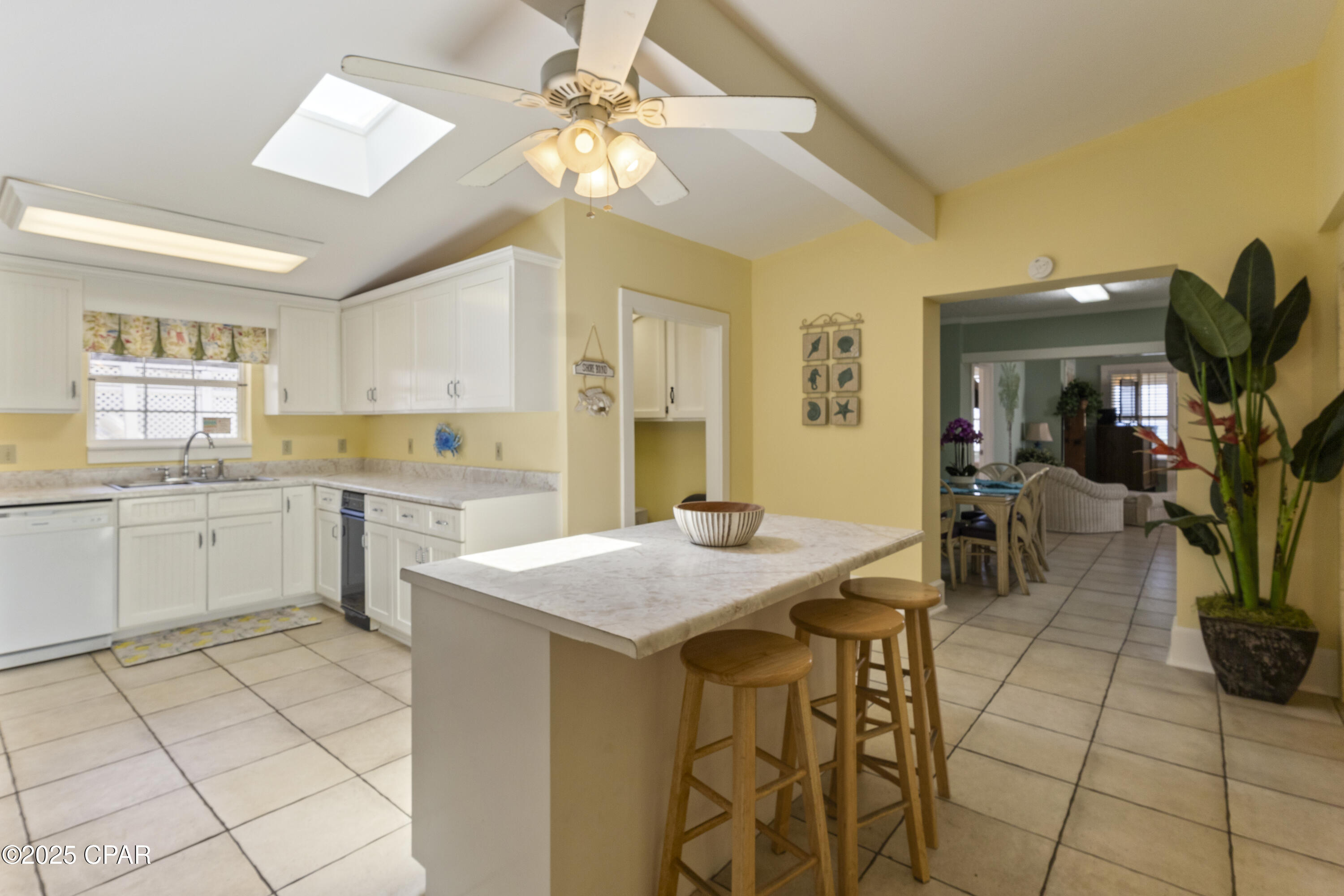Image 8 For 13315 Oleander Drive