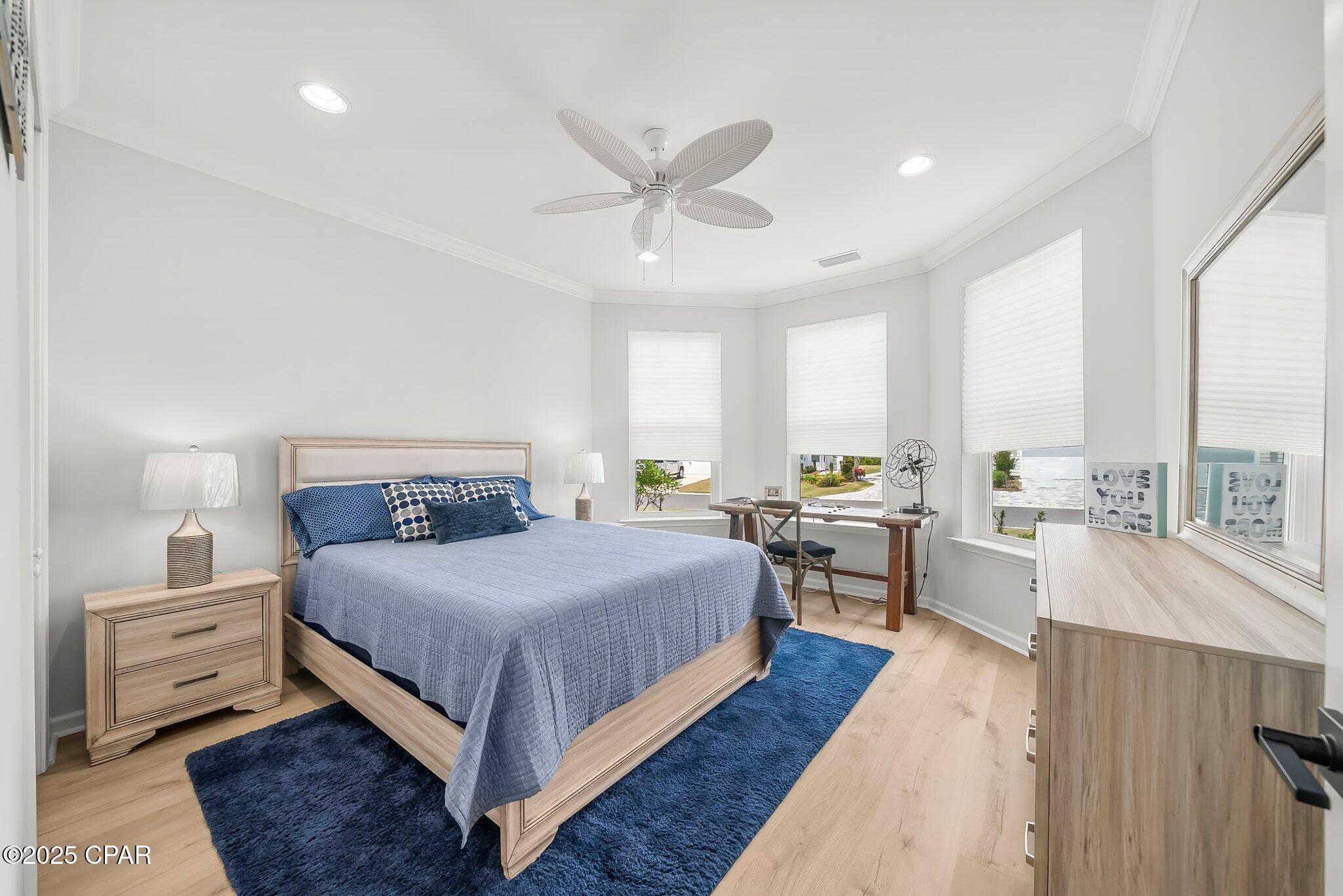 Image 5 For 8526 Island Breeze Avenue