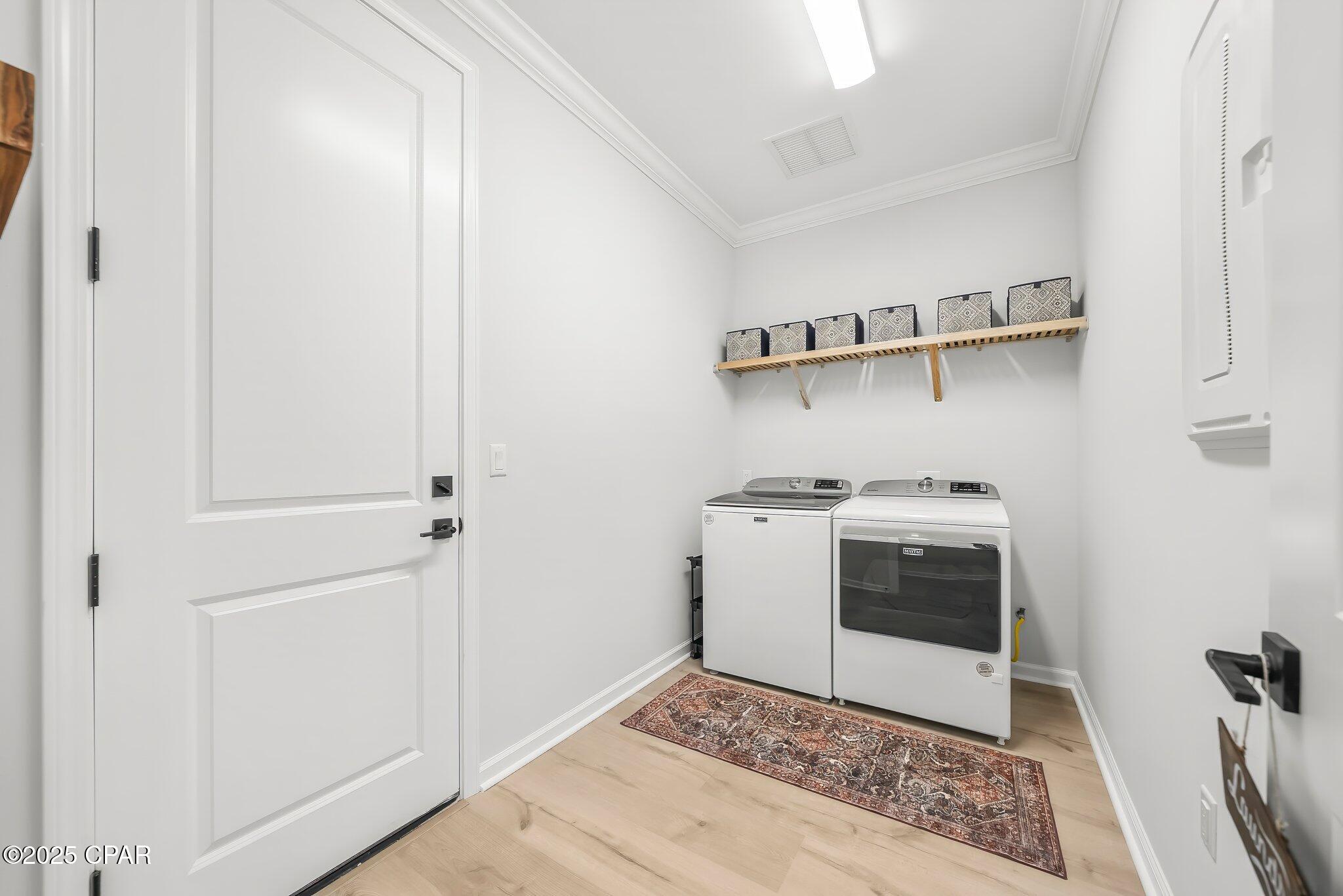 Image 8 For 8526 Island Breeze Avenue
