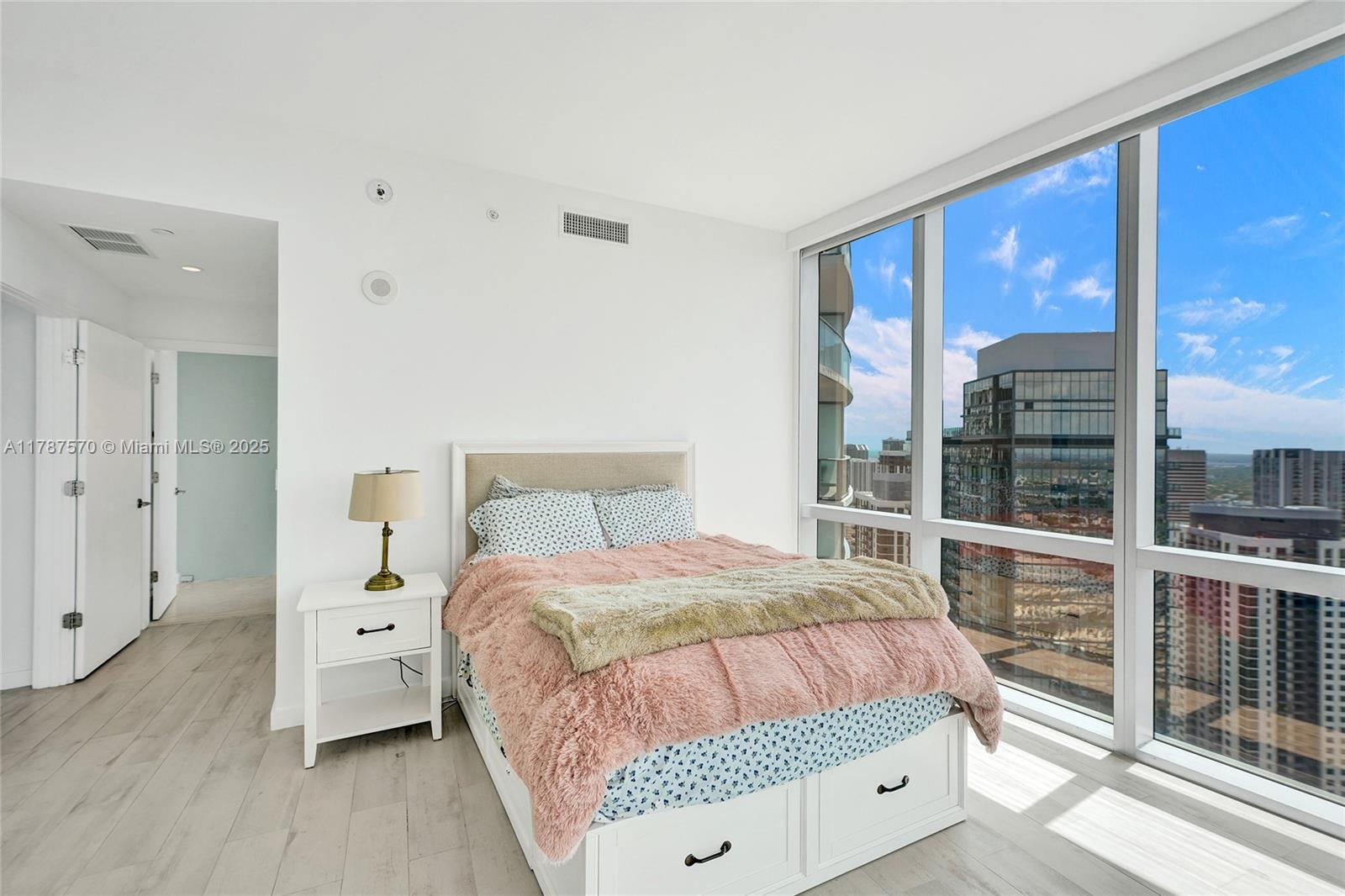 851 NE 1st Ave #4502, Miami FL 33132