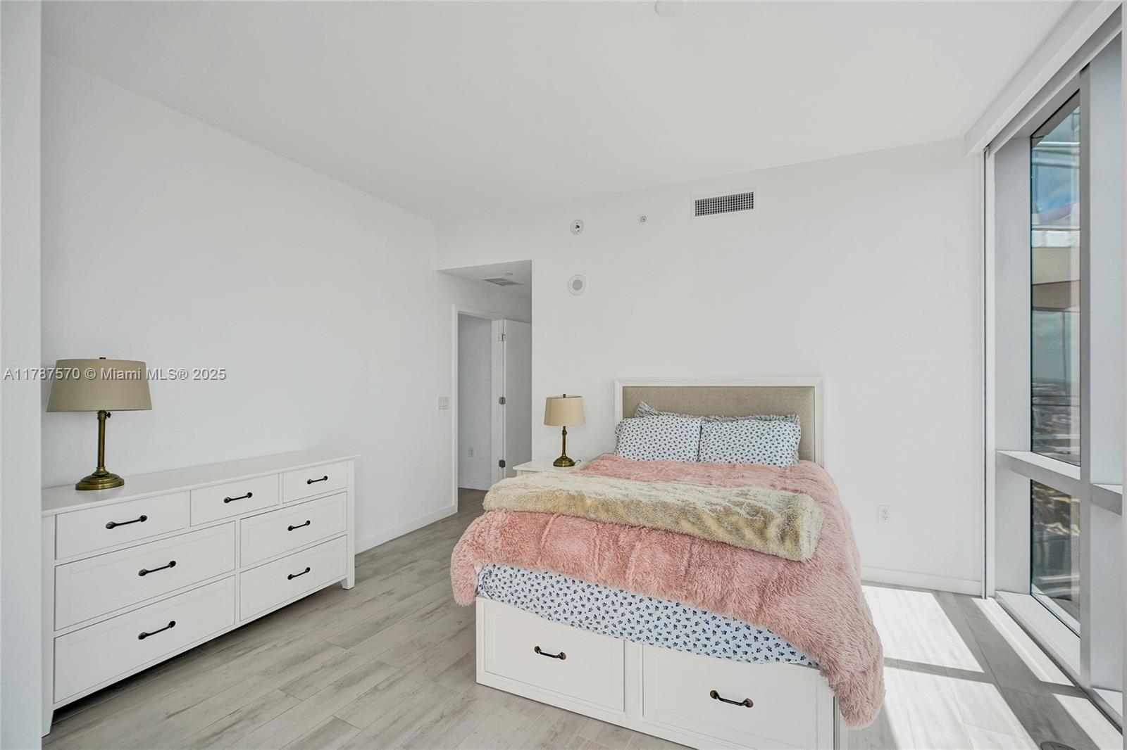 851 NE 1st Ave #4502, Miami FL 33132
