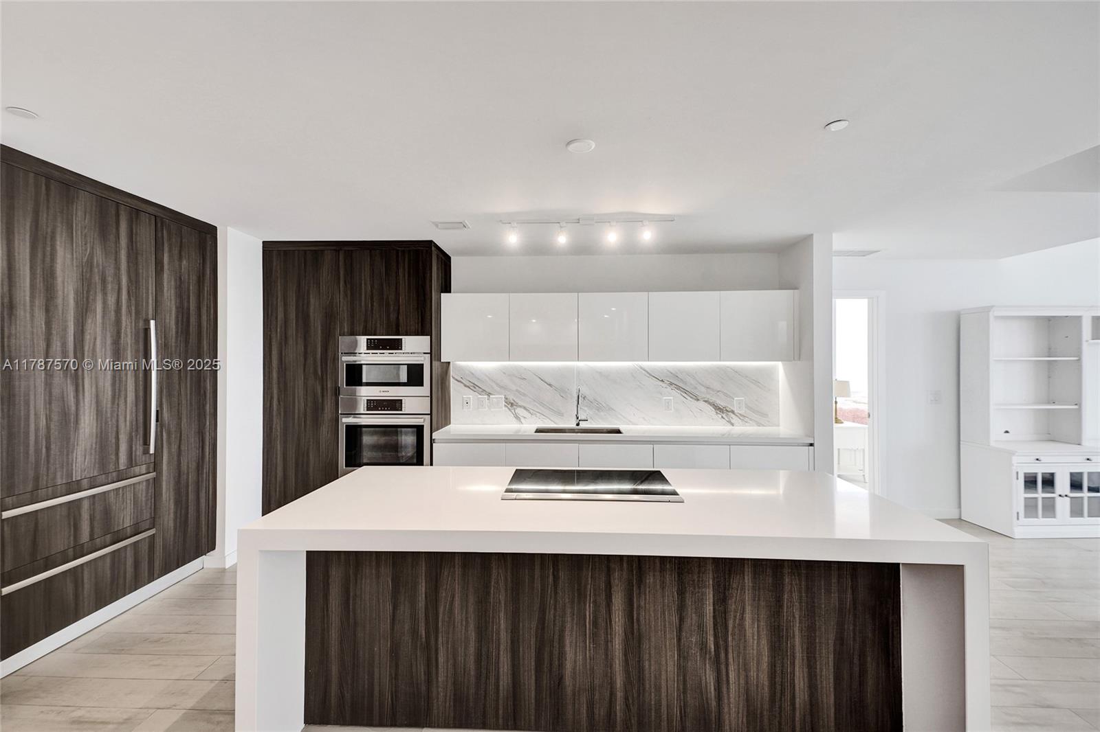 851 NE 1st Ave #4502, Miami FL 33132