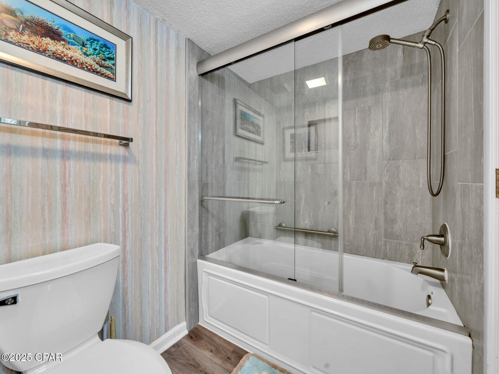 Image 23 For 17351 Front Beach Road W404