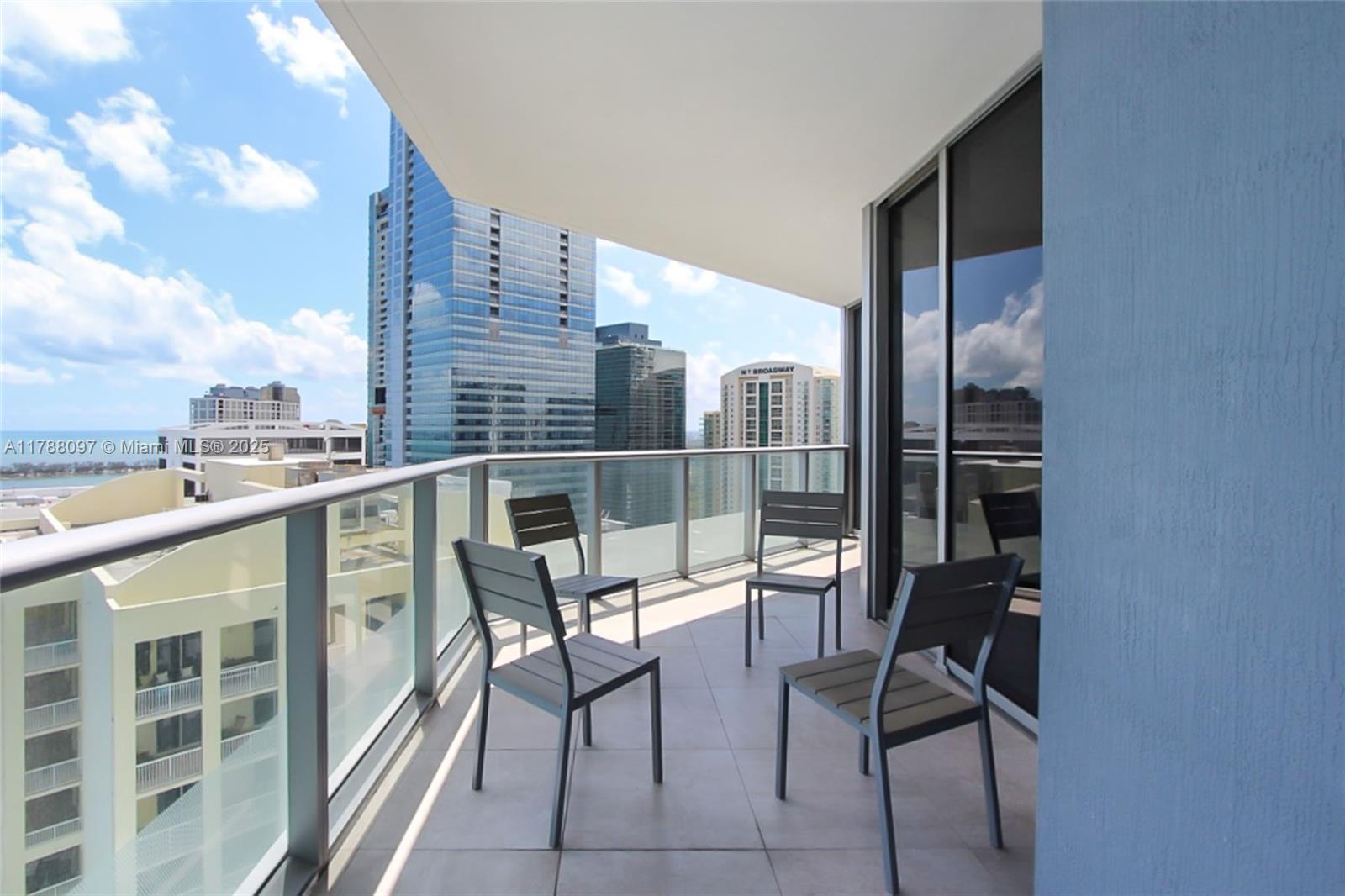 1300 Brickell Bay Dr #3102, Miami FL 33131