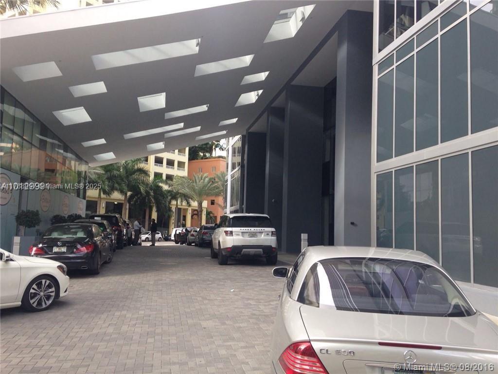 1300 Brickell Bay Dr #3102, Miami FL 33131