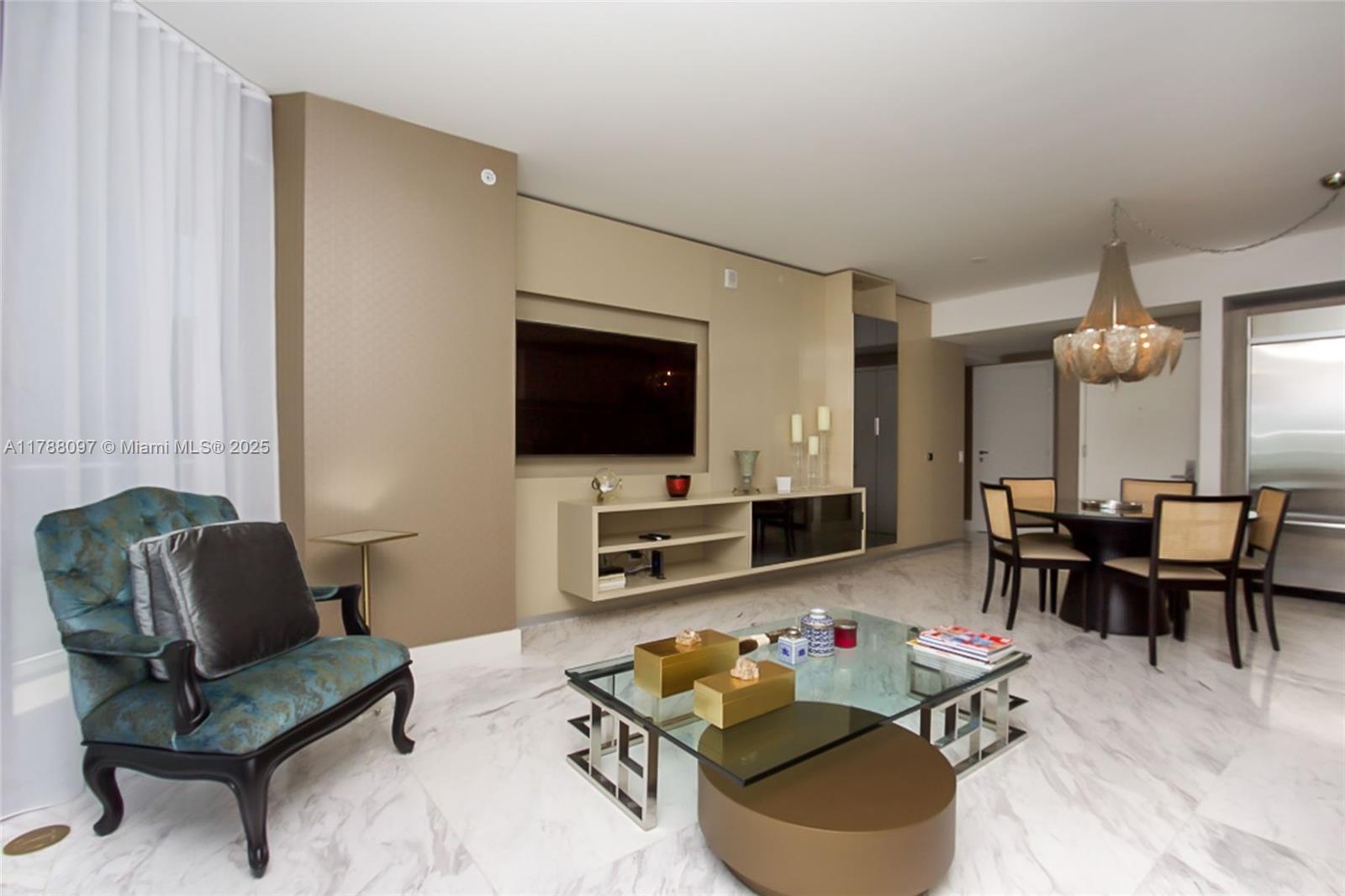 1300 Brickell Bay Dr #3102, Miami FL 33131