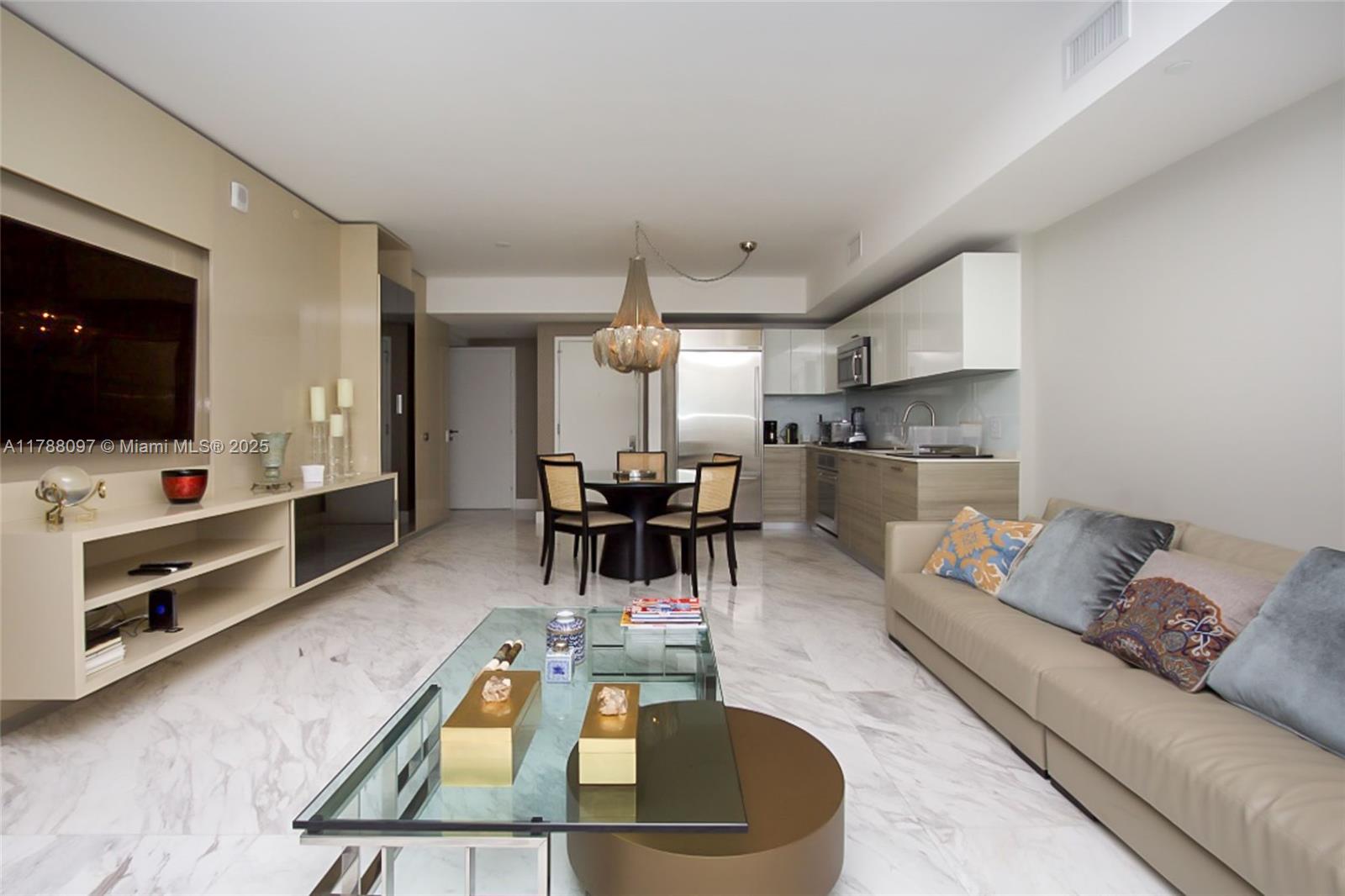 1300 Brickell Bay Dr #3102, Miami FL 33131