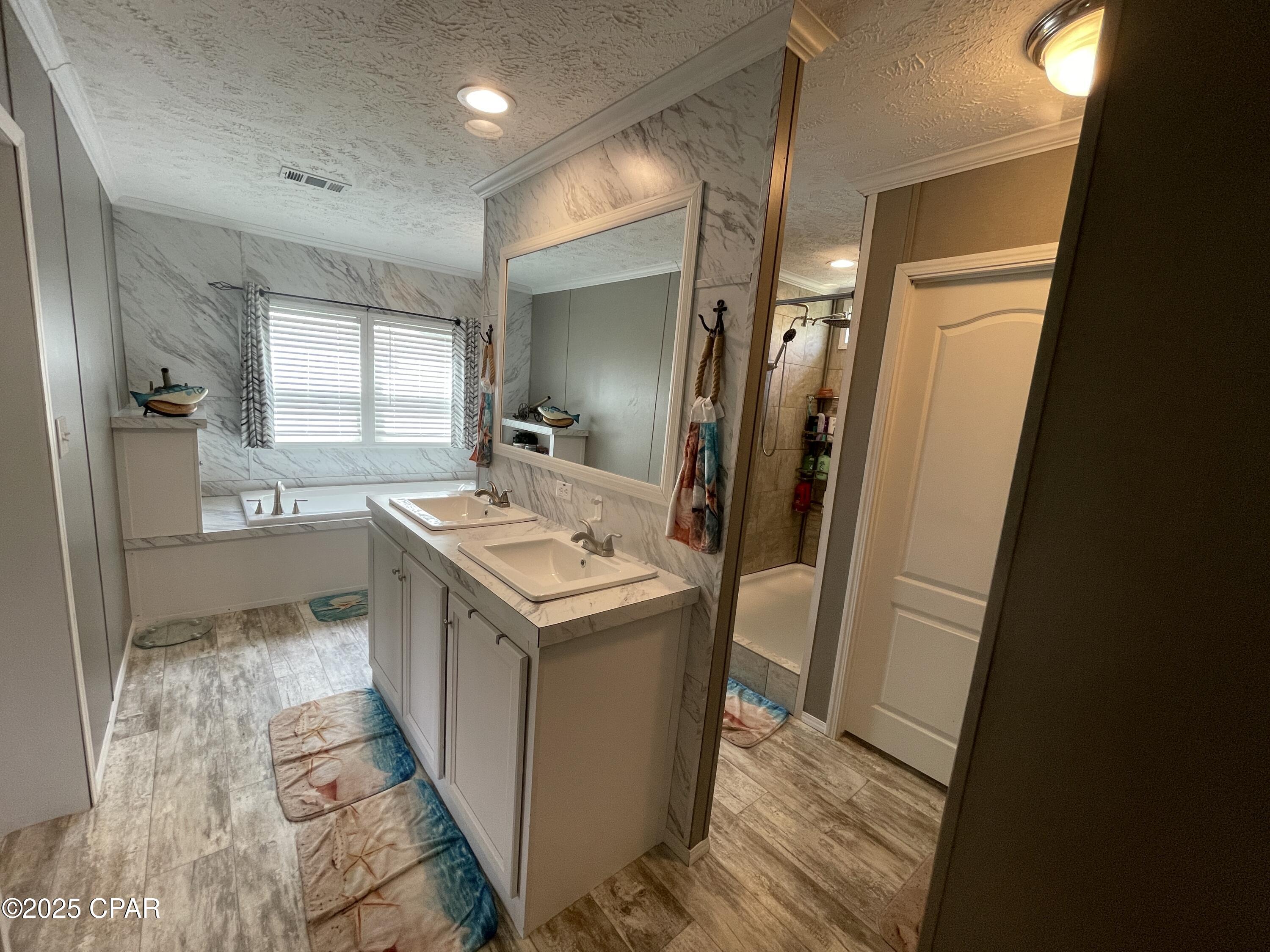 Image 16 For 21120 Hurst Road