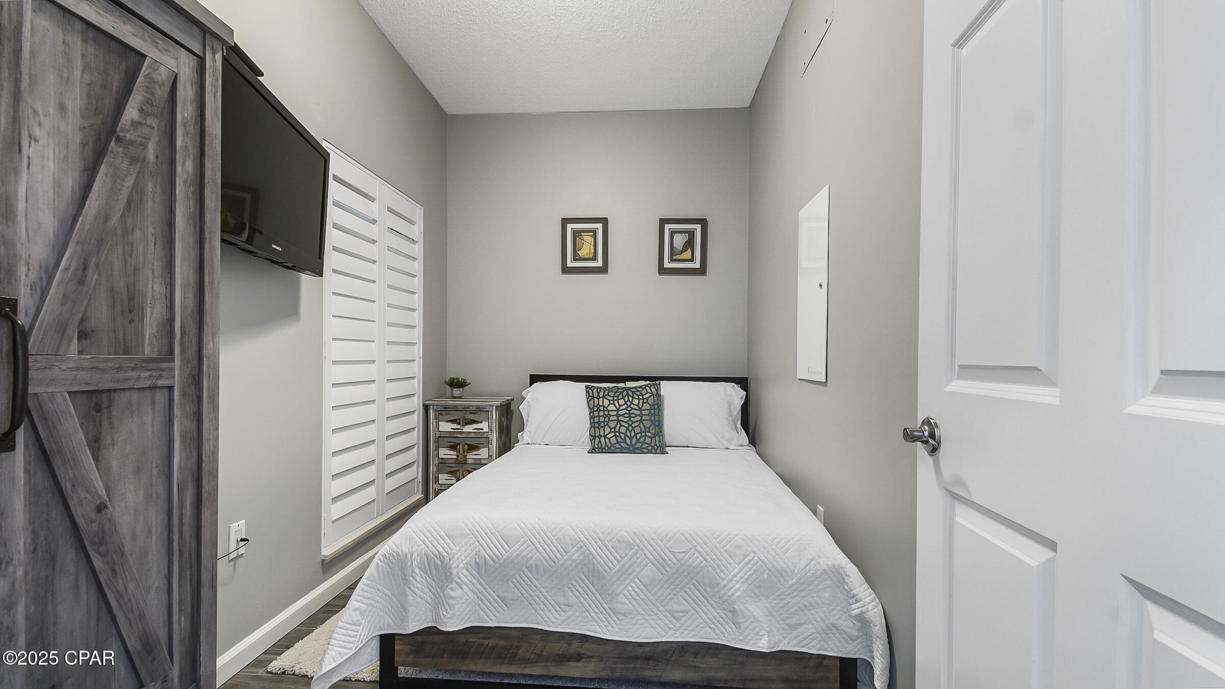 Image 18 For 9450 Thomas Drive S Drive 811a
