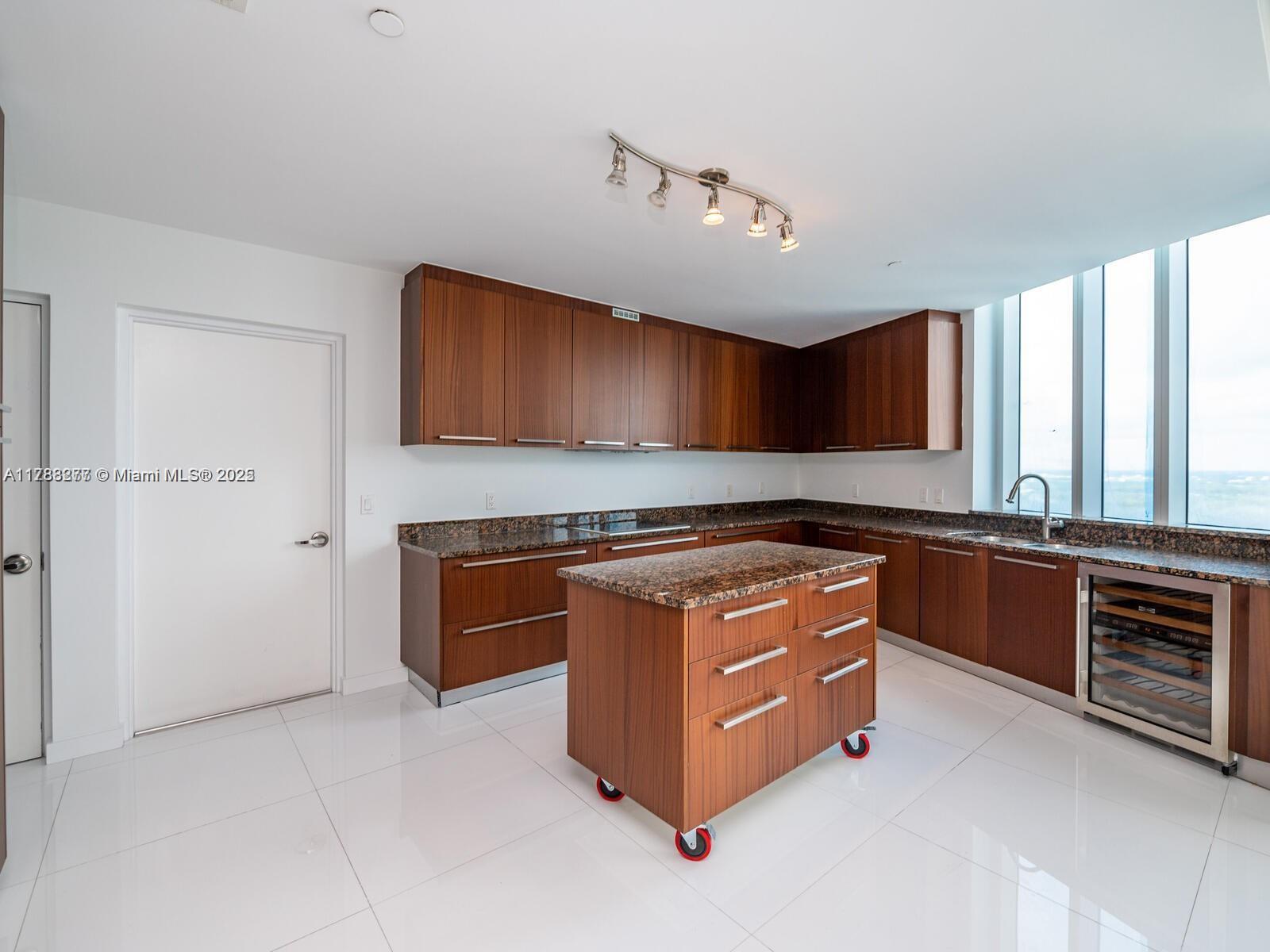 15901 Collins Ave #3004, Sunny Isles Beach FL 33160