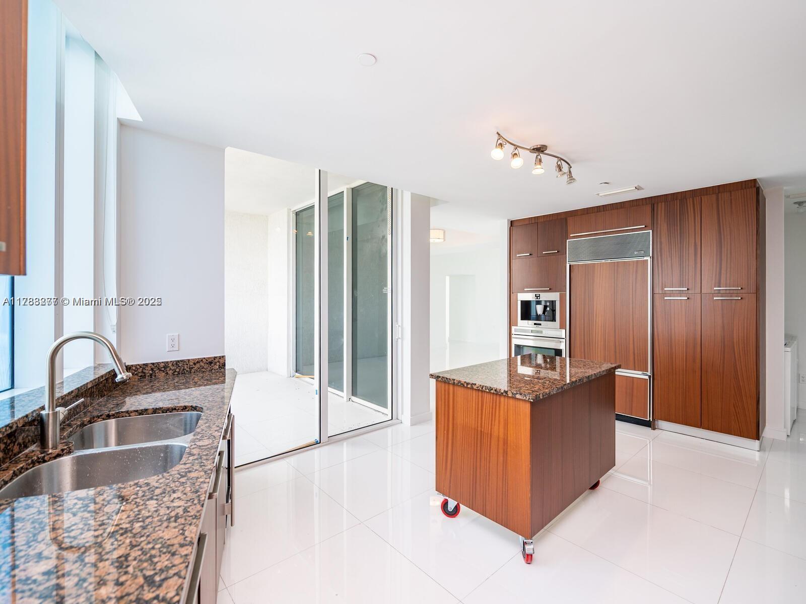 15901 Collins Ave #3004, Sunny Isles Beach FL 33160