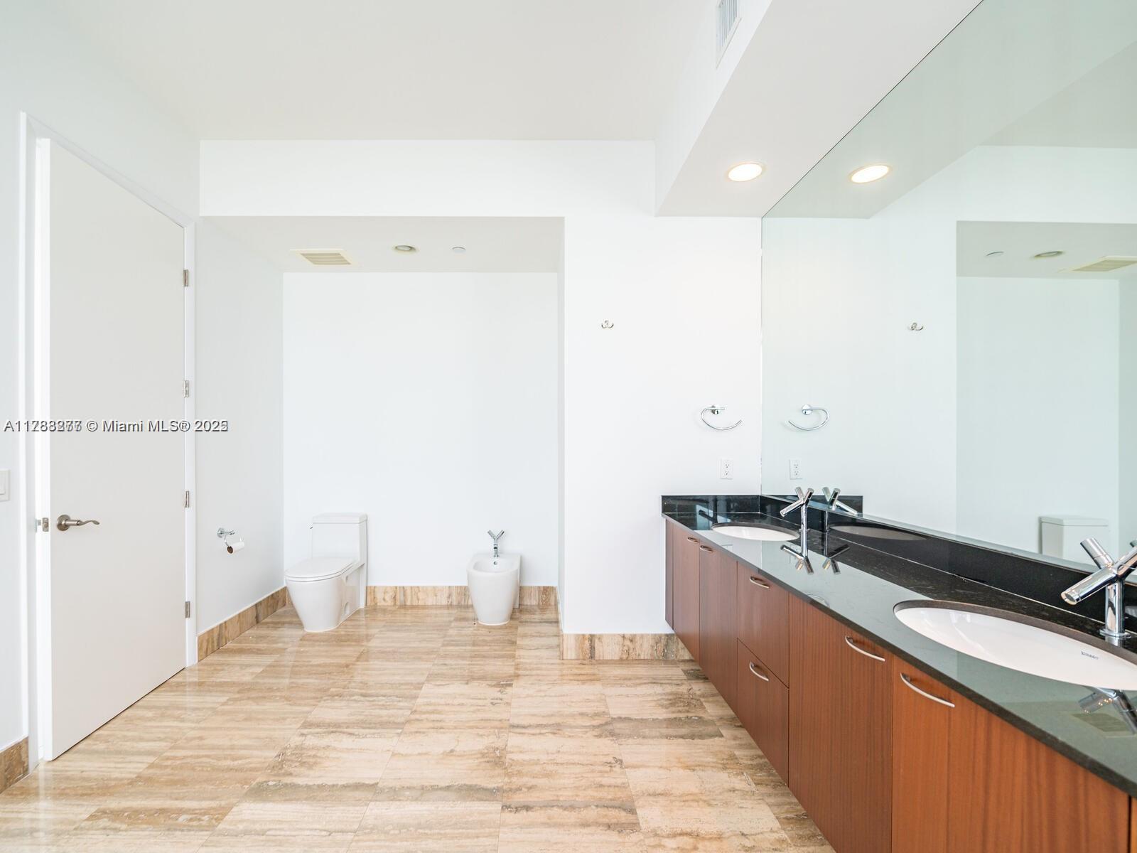 15901 Collins Ave #3004, Sunny Isles Beach FL 33160