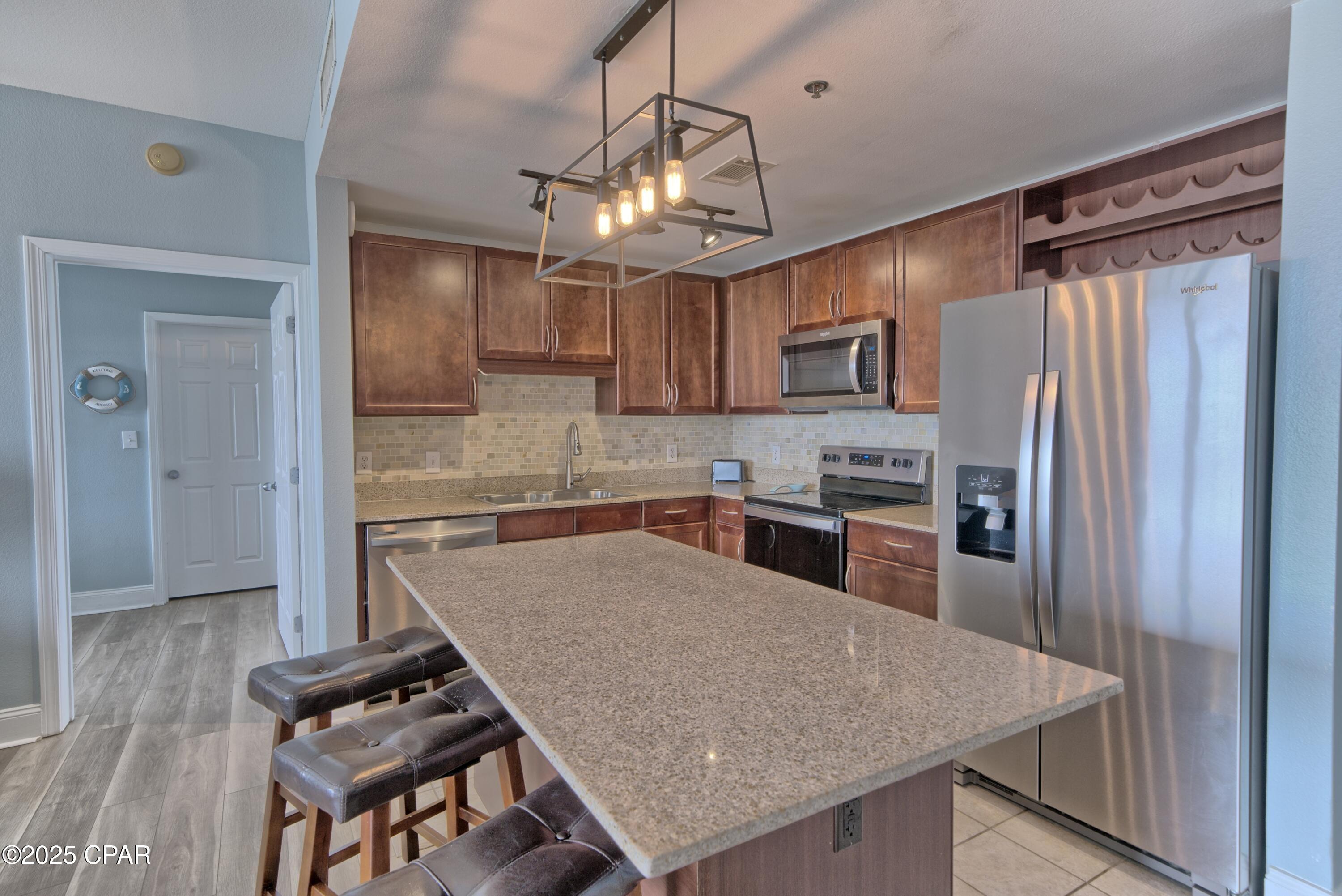 Image 8 For 9902 Thomas Drive 1431