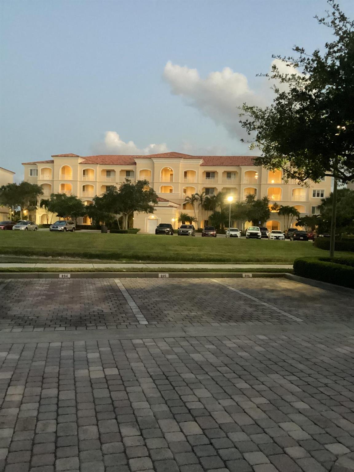 Harbour Isle At Hutchinso