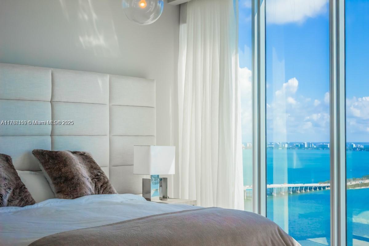 2900 NE 7th Ave #3007, Miami FL 33137
