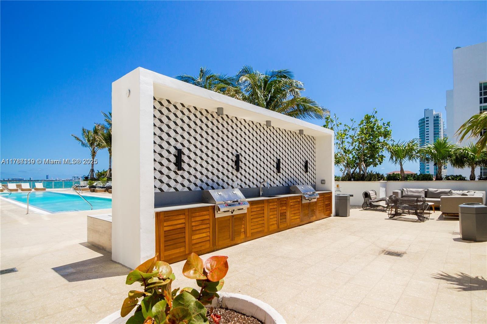 2900 NE 7th Ave #3007, Miami FL 33137
